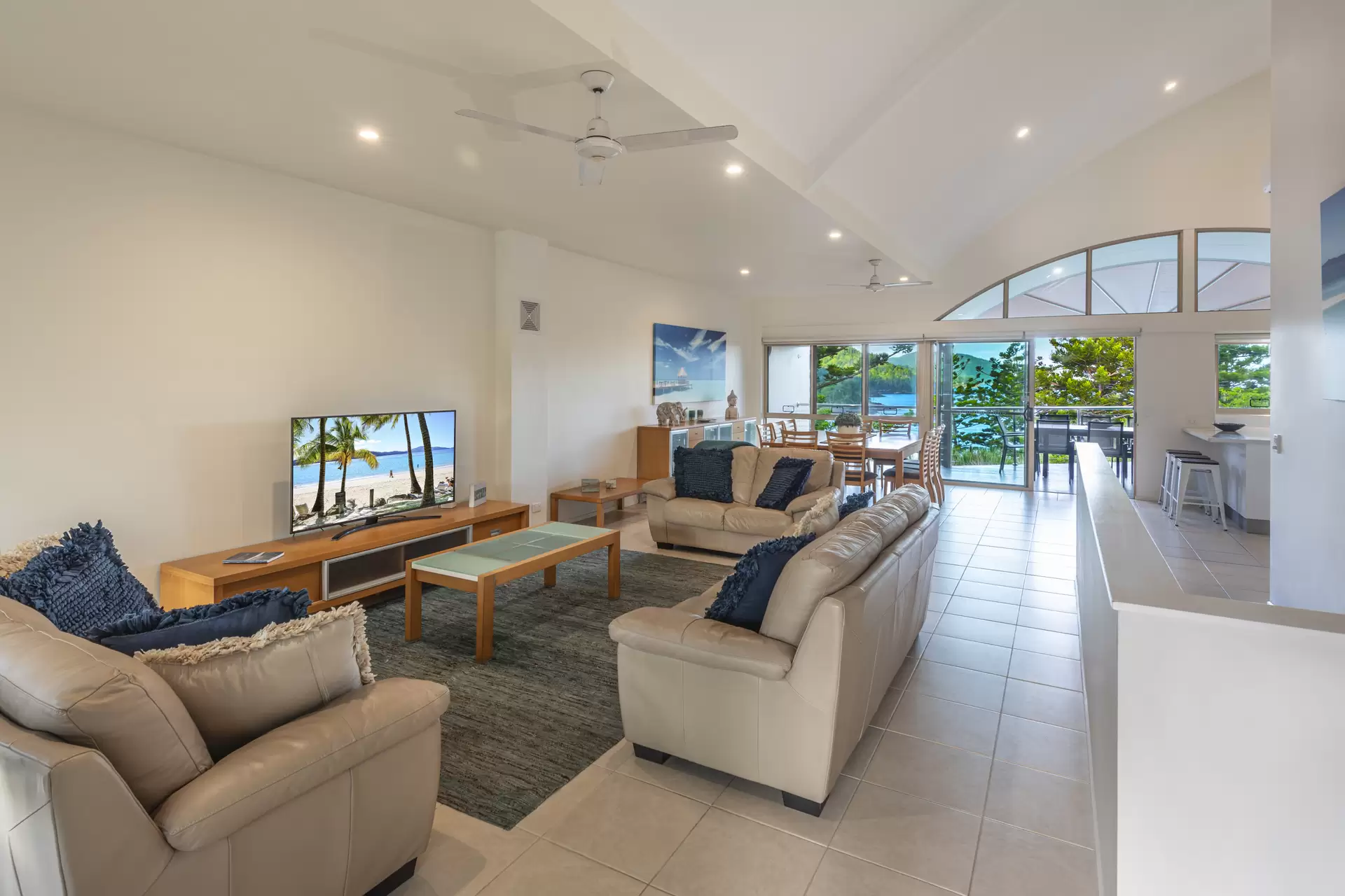 2/14 Whitsunday Boulevard, Hamilton Island Sold by Queensland Sotheby's International Realty - image 1