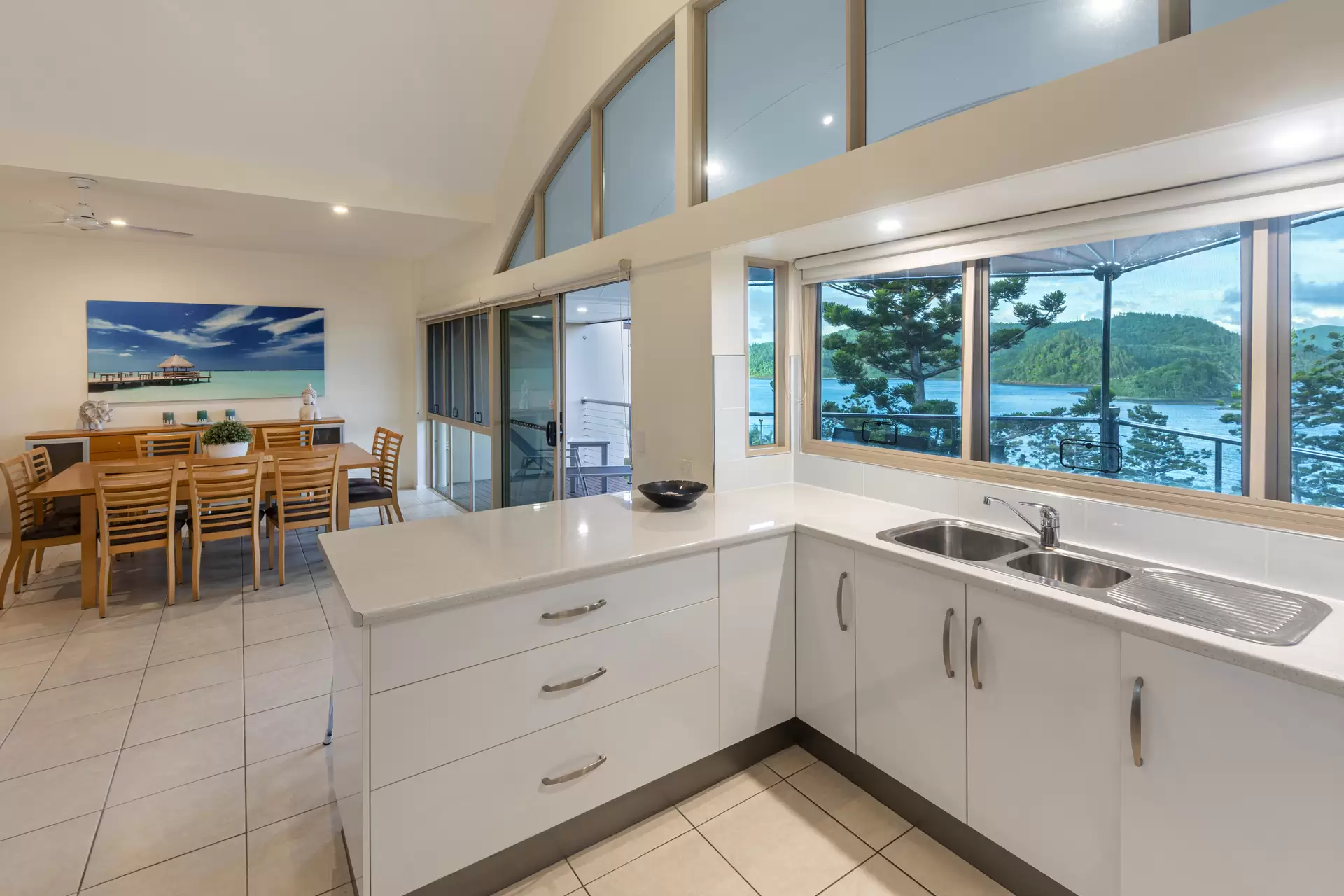 2/14 Whitsunday Boulevard, Hamilton Island Sold by Queensland Sotheby's International Realty - image 1