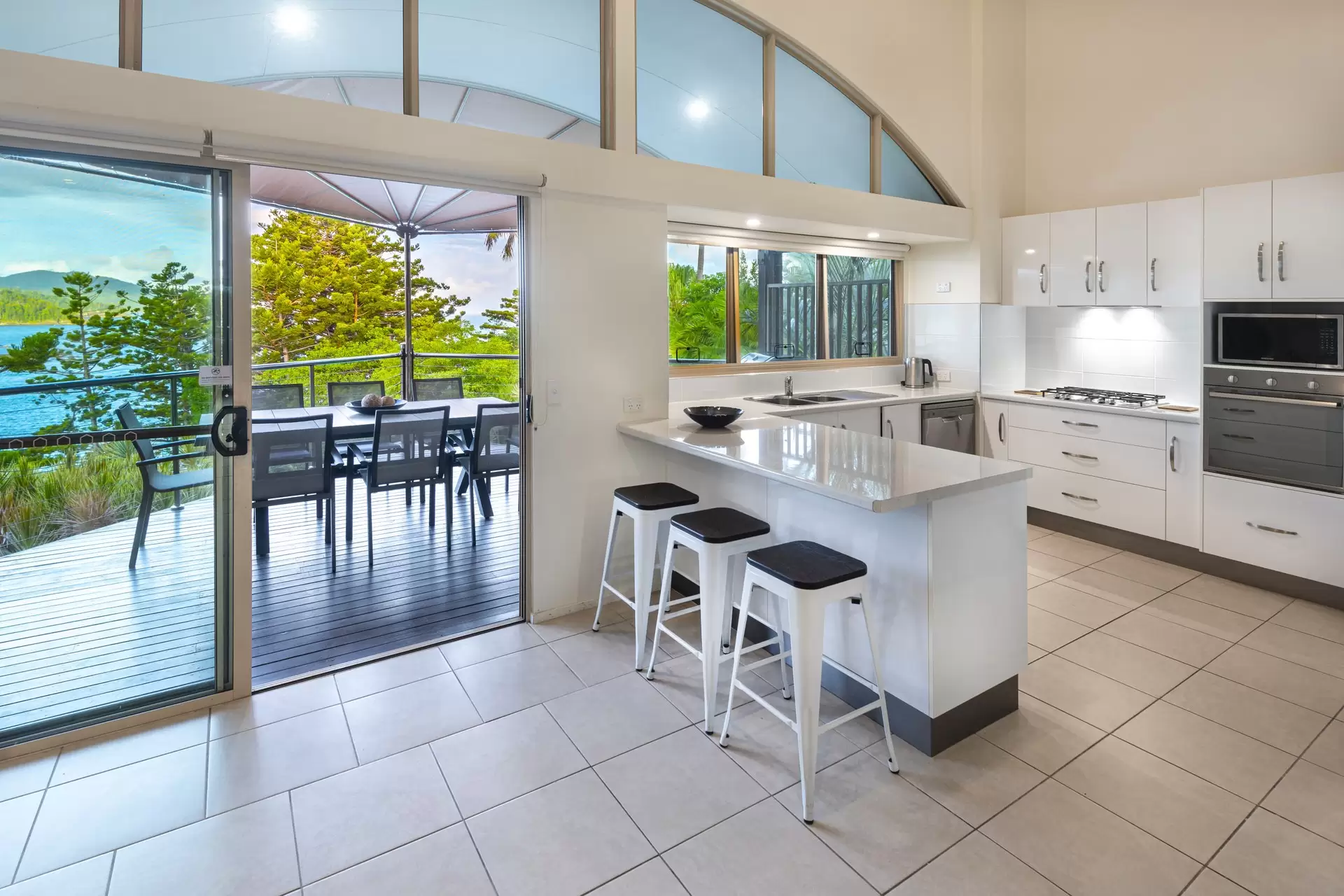 2/14 Whitsunday Boulevard, Hamilton Island Sold by Queensland Sotheby's International Realty - image 1