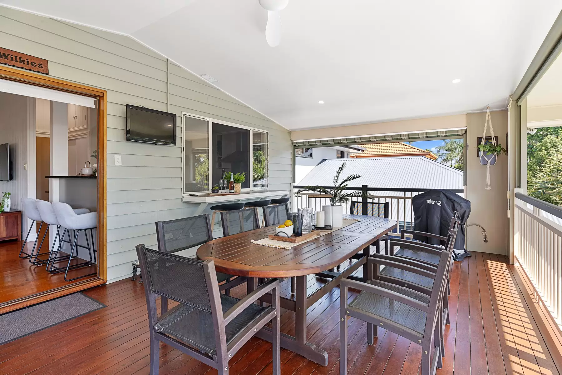 62 Passage Street, Cleveland Sold by Queensland Sotheby's International Realty - image 1