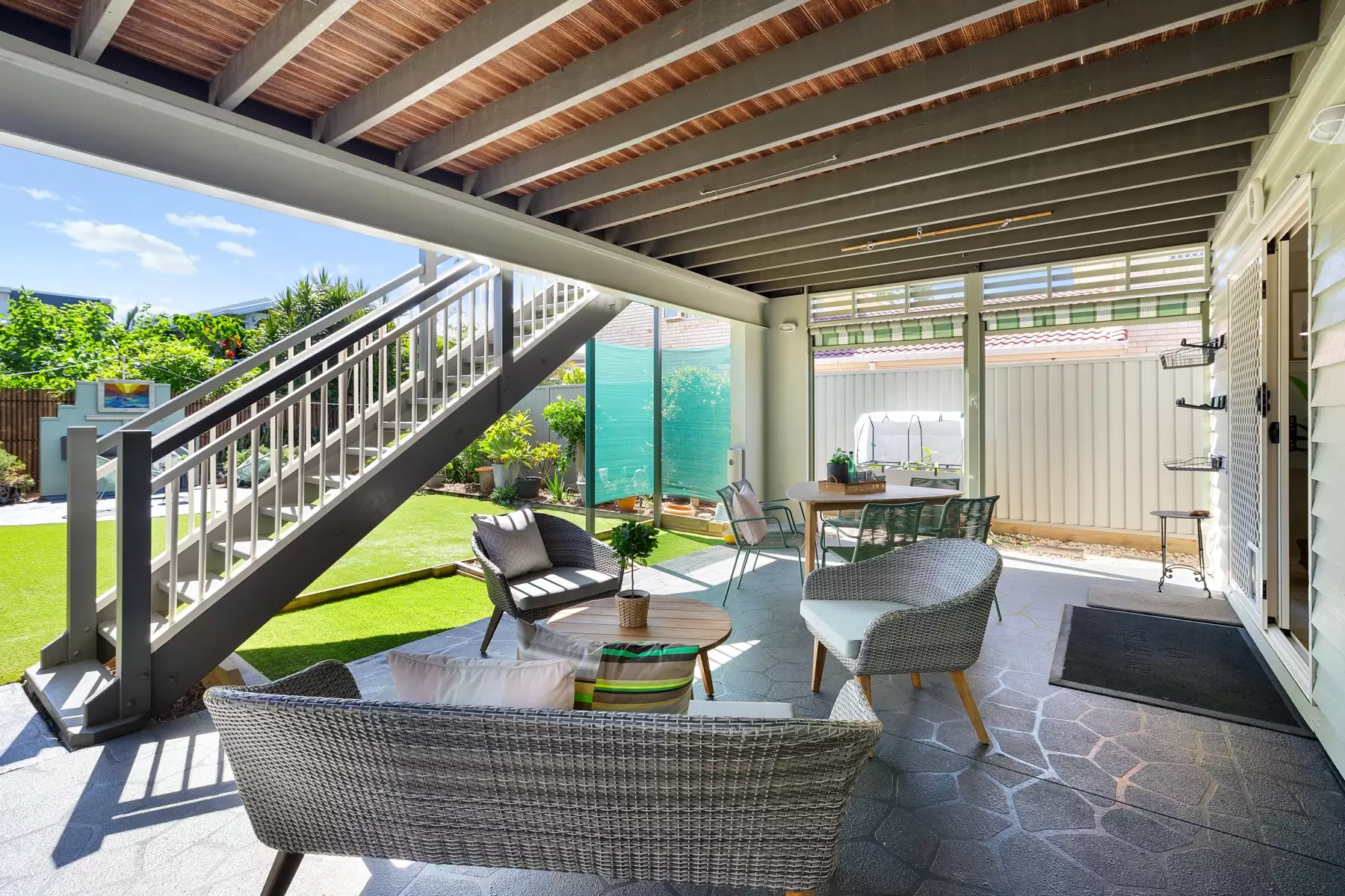 62 Passage Street, Cleveland Sold by Queensland Sotheby's International Realty - image 1