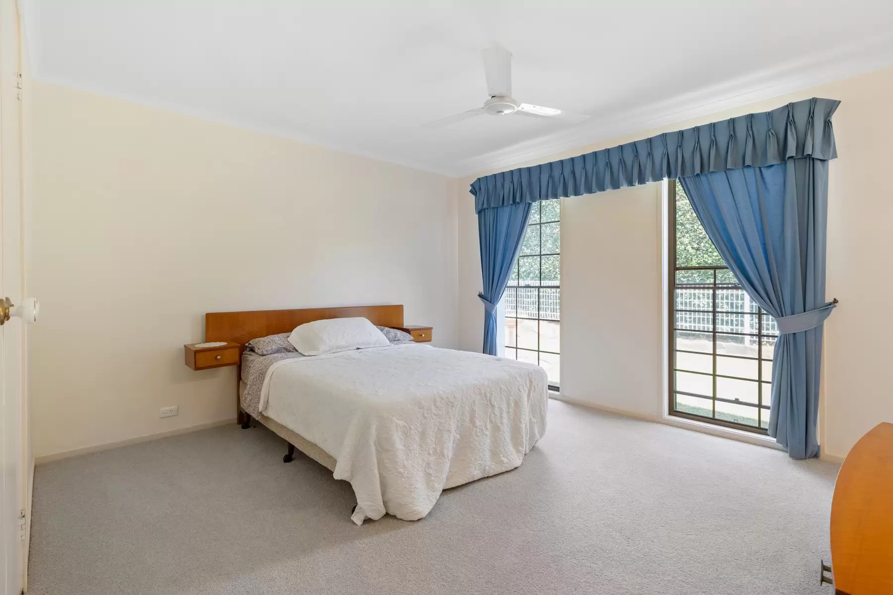 3 Sturgeon Street, Ormiston Sold by Queensland Sotheby's International Realty - image 1