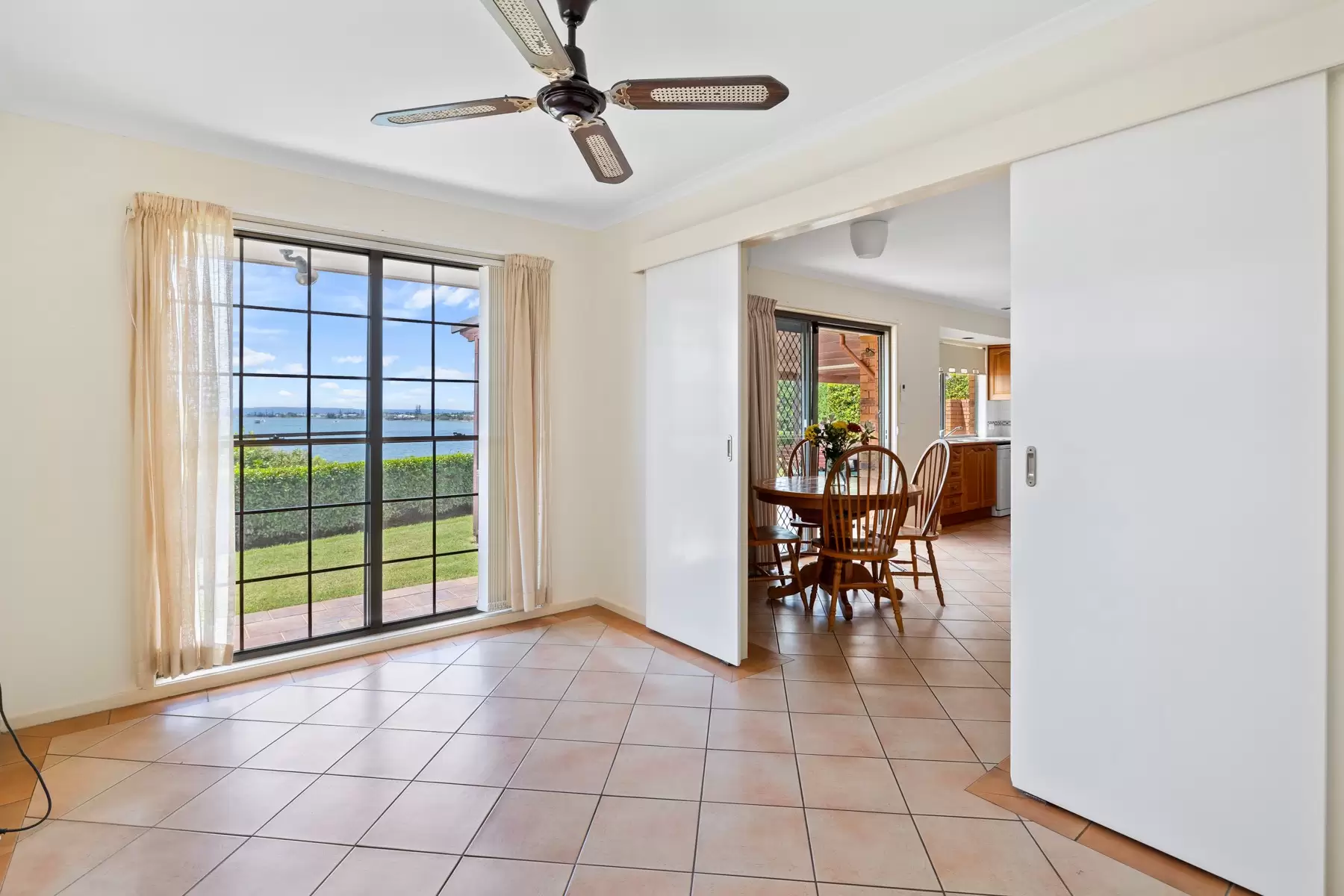 3 Sturgeon Street, Ormiston Sold by Queensland Sotheby's International Realty - image 1