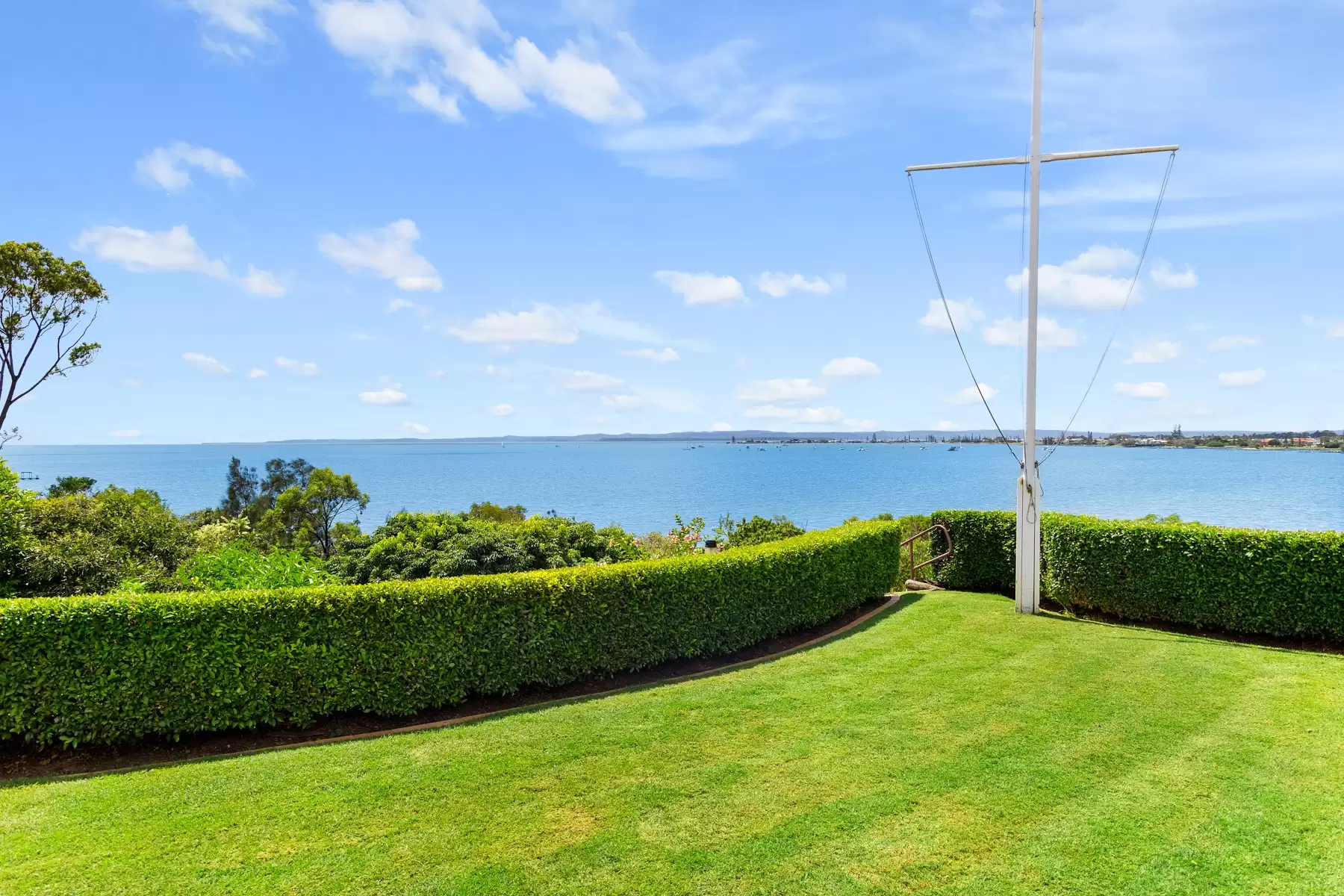 3 Sturgeon Street, Ormiston Sold by  - image 1
