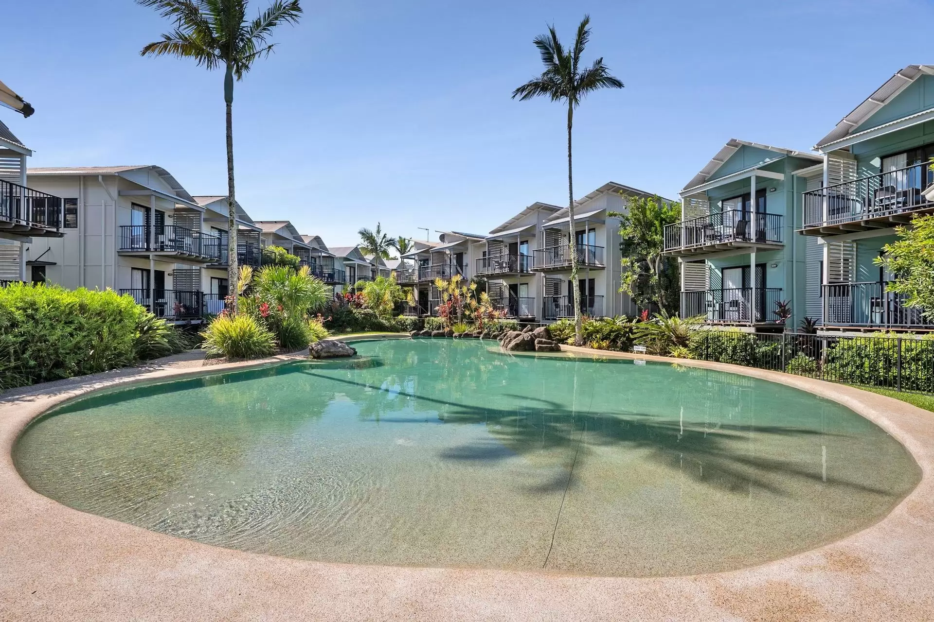 8/3 Hilton Terrace, Tewantin Sold by  - image 1