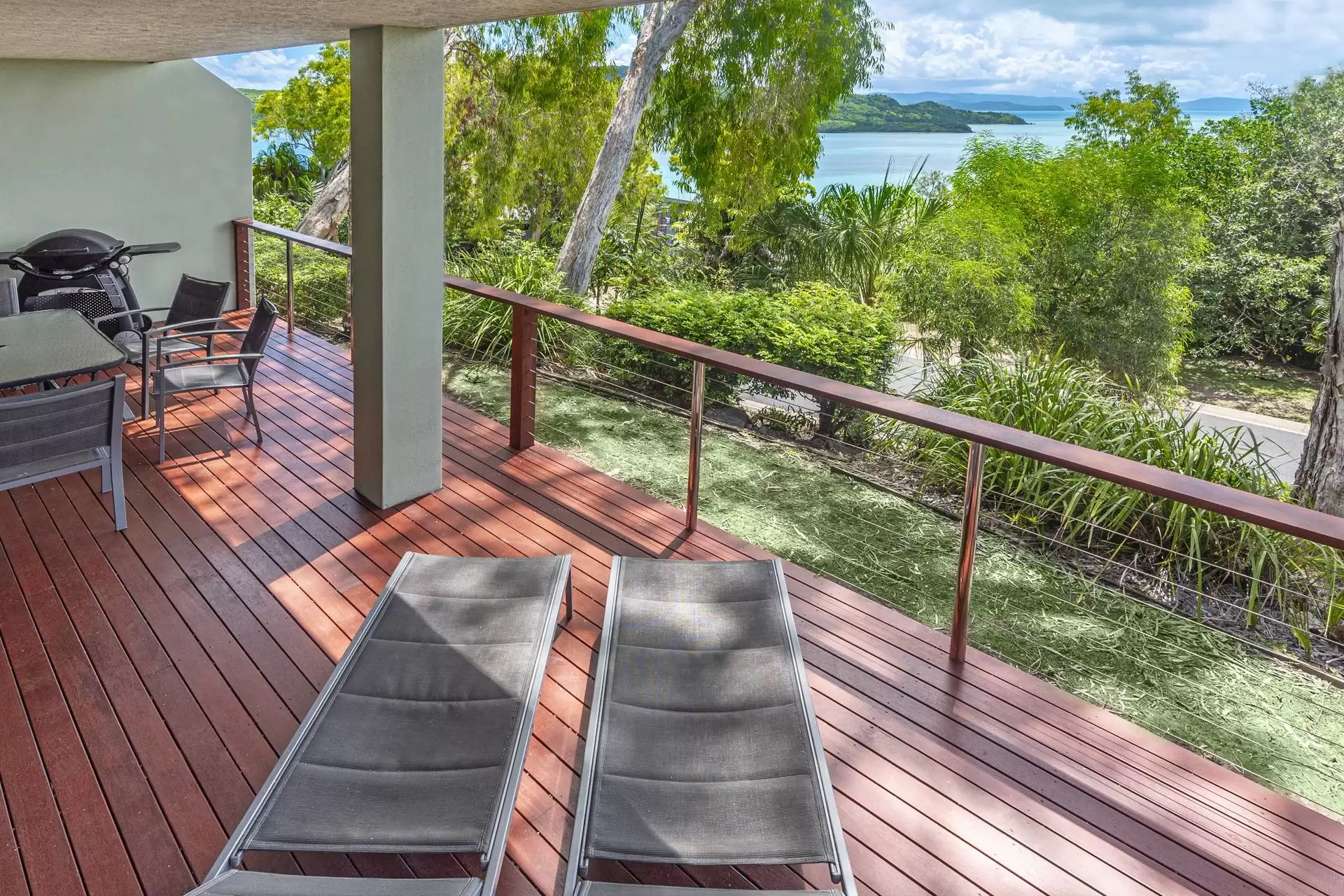 7/4 Acacia Drive, Hamilton Island Sold by Queensland Sotheby's International Realty - image 1