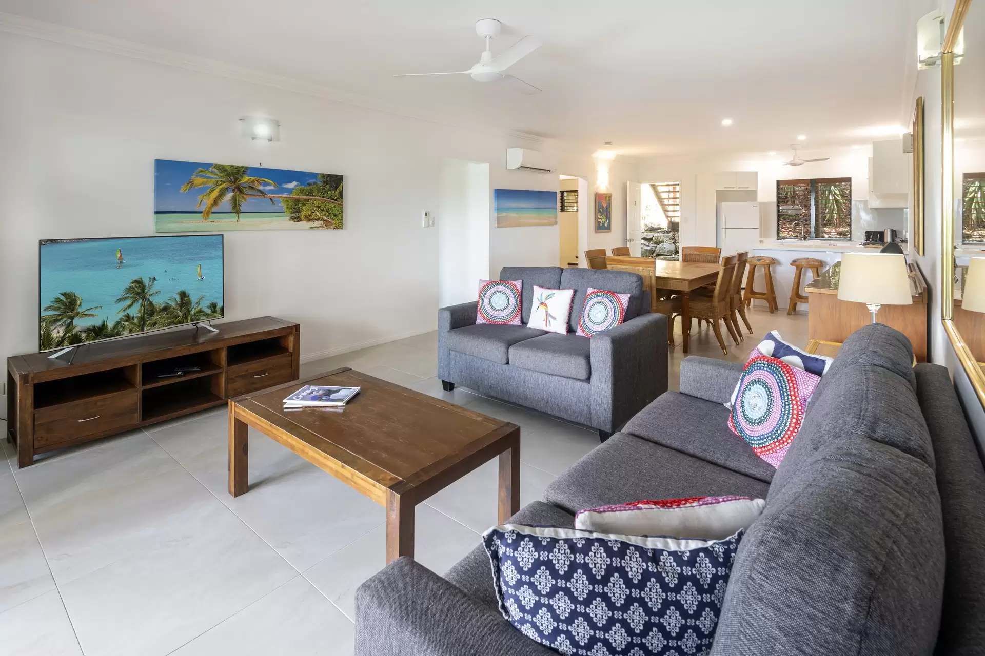 7/4 Acacia Drive, Hamilton Island Sold by Queensland Sotheby's International Realty - image 1