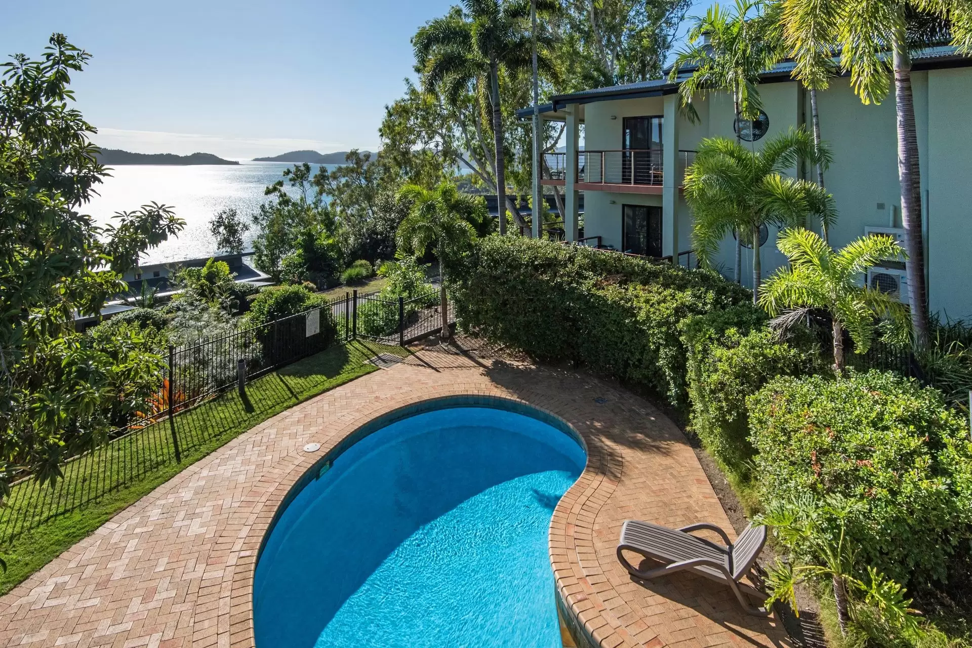 7/4 Acacia Drive, Hamilton Island Sold by Queensland Sotheby's International Realty - image 1