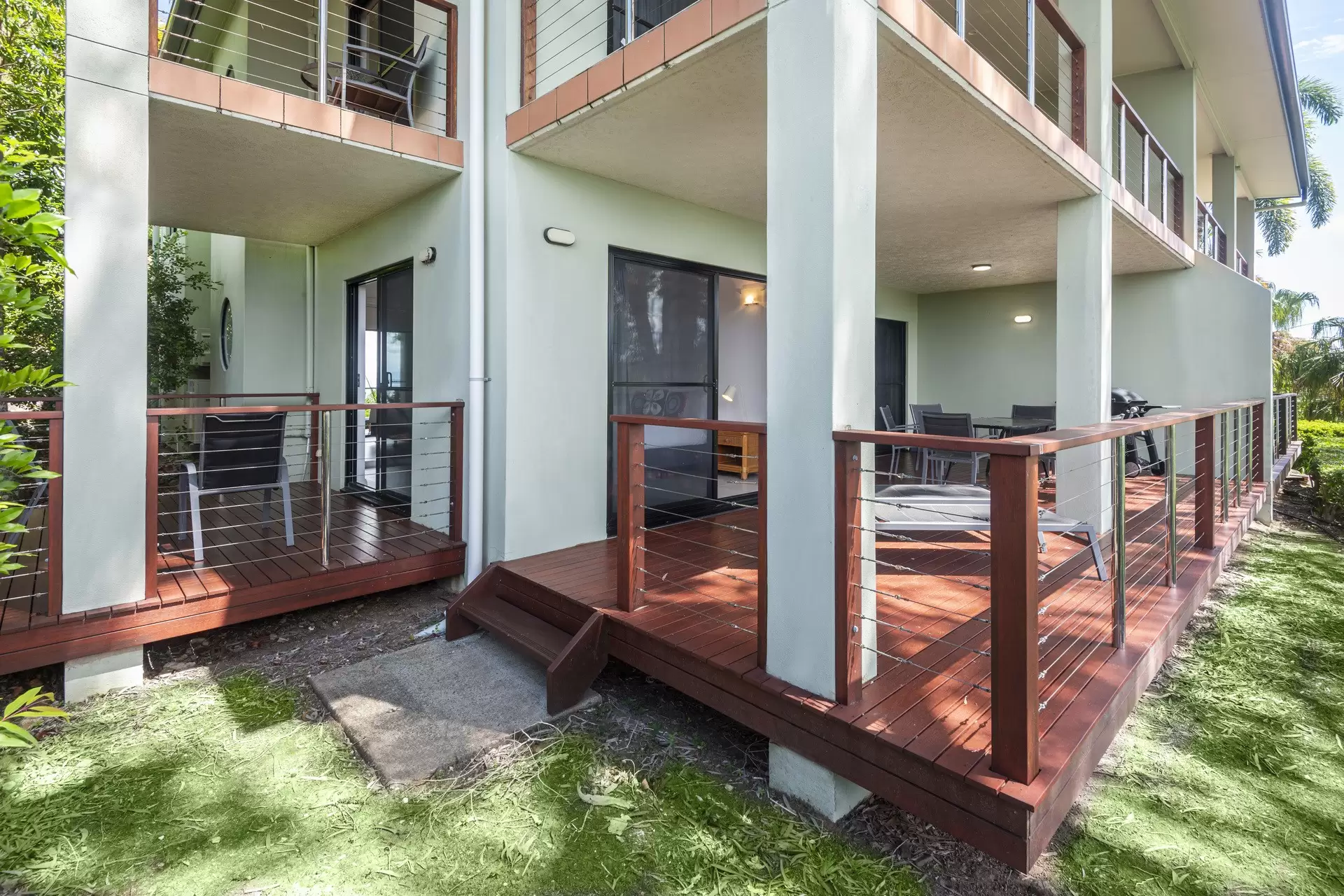 7/4 Acacia Drive, Hamilton Island Sold by Queensland Sotheby's International Realty - image 1