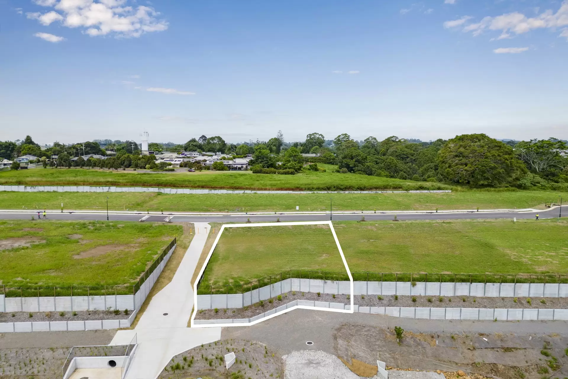 Lot 19 Bradbury Place, Maleny Sold by Queensland Sotheby's International Realty - image 1