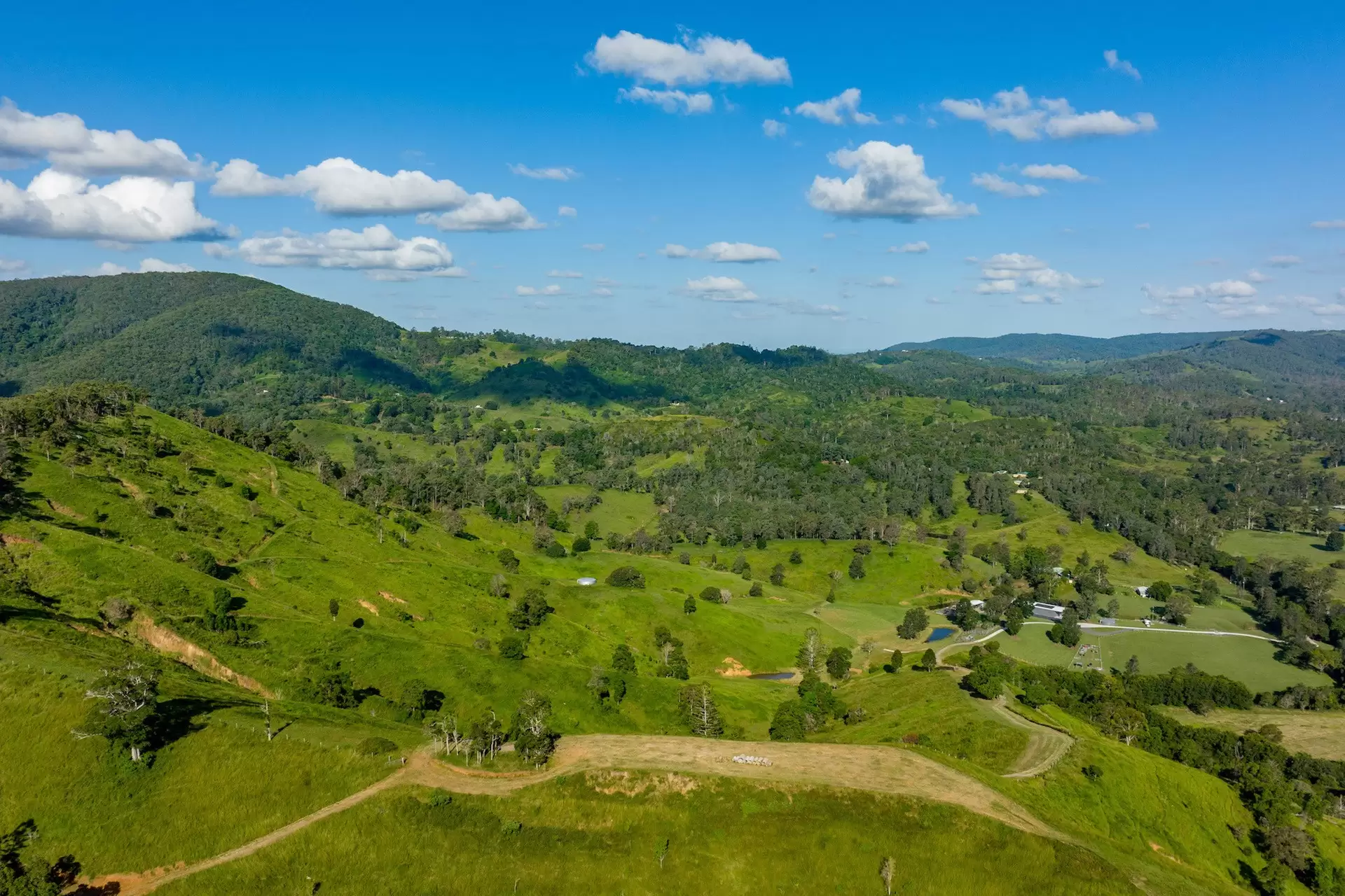 Mount Delaney Sold by Queensland Sotheby's International Realty - image 1