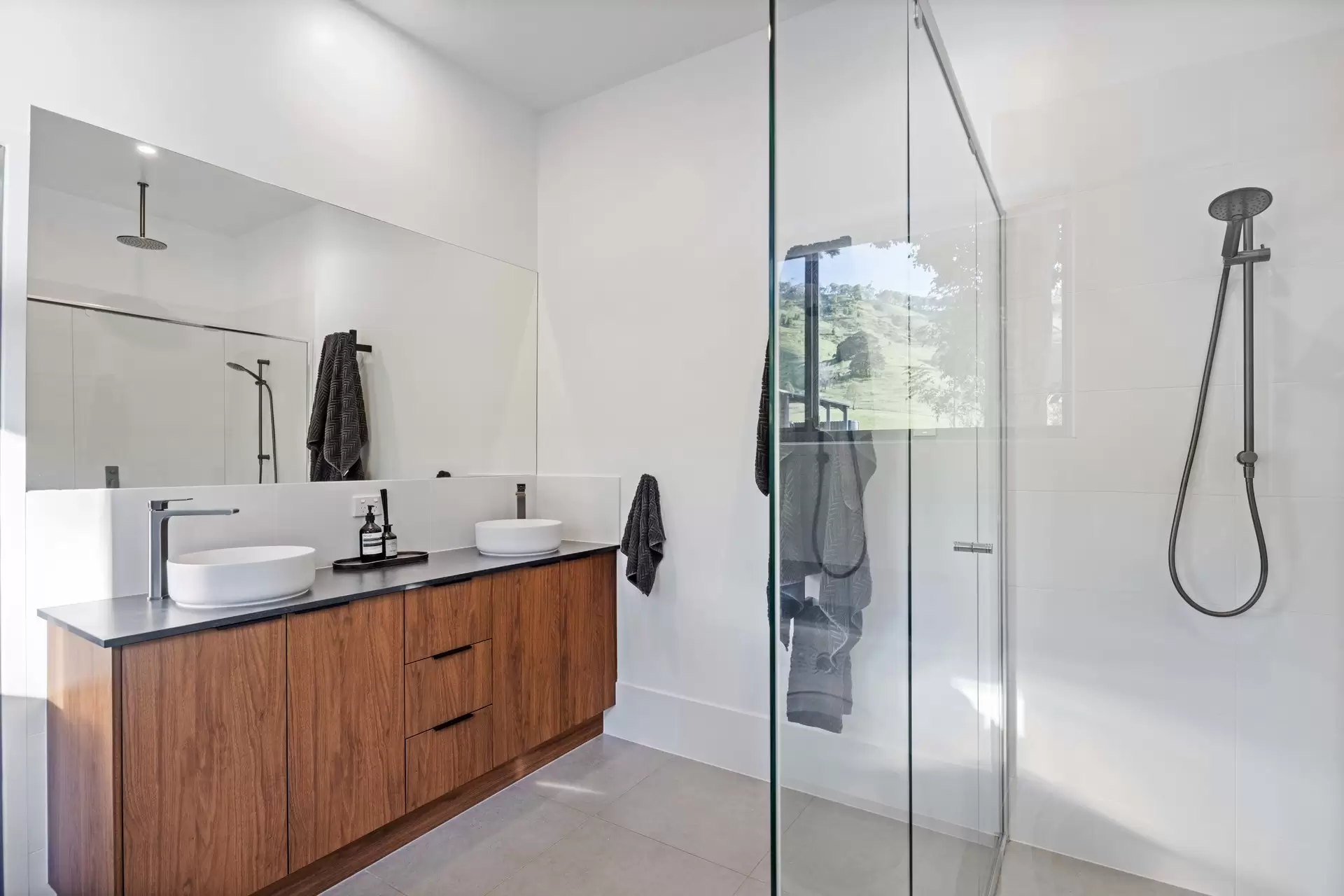 Mount Delaney Sold by Queensland Sotheby's International Realty - image 1