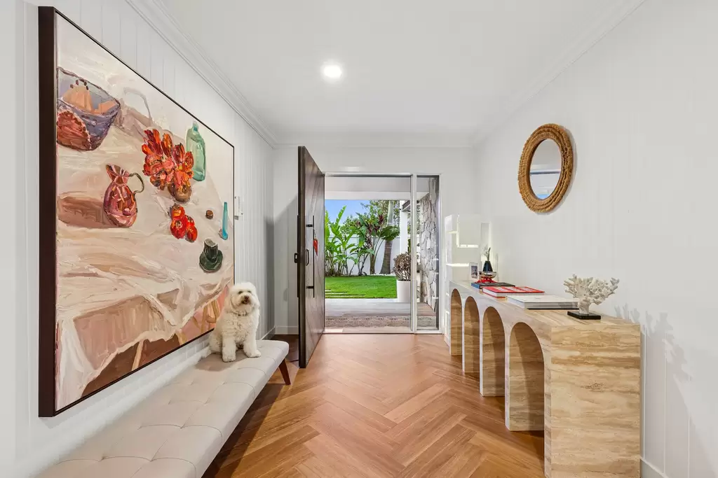 60 Boomerang Crescent, Sorrento Sold by Queensland Sotheby's International Realty