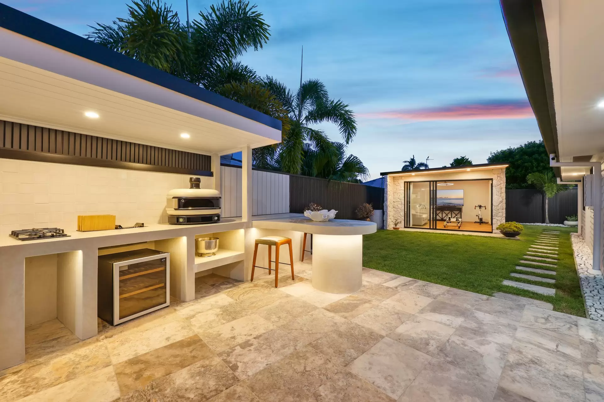 60 Boomerang Crescent, Sorrento Sold by Queensland Sotheby's International Realty - image 1