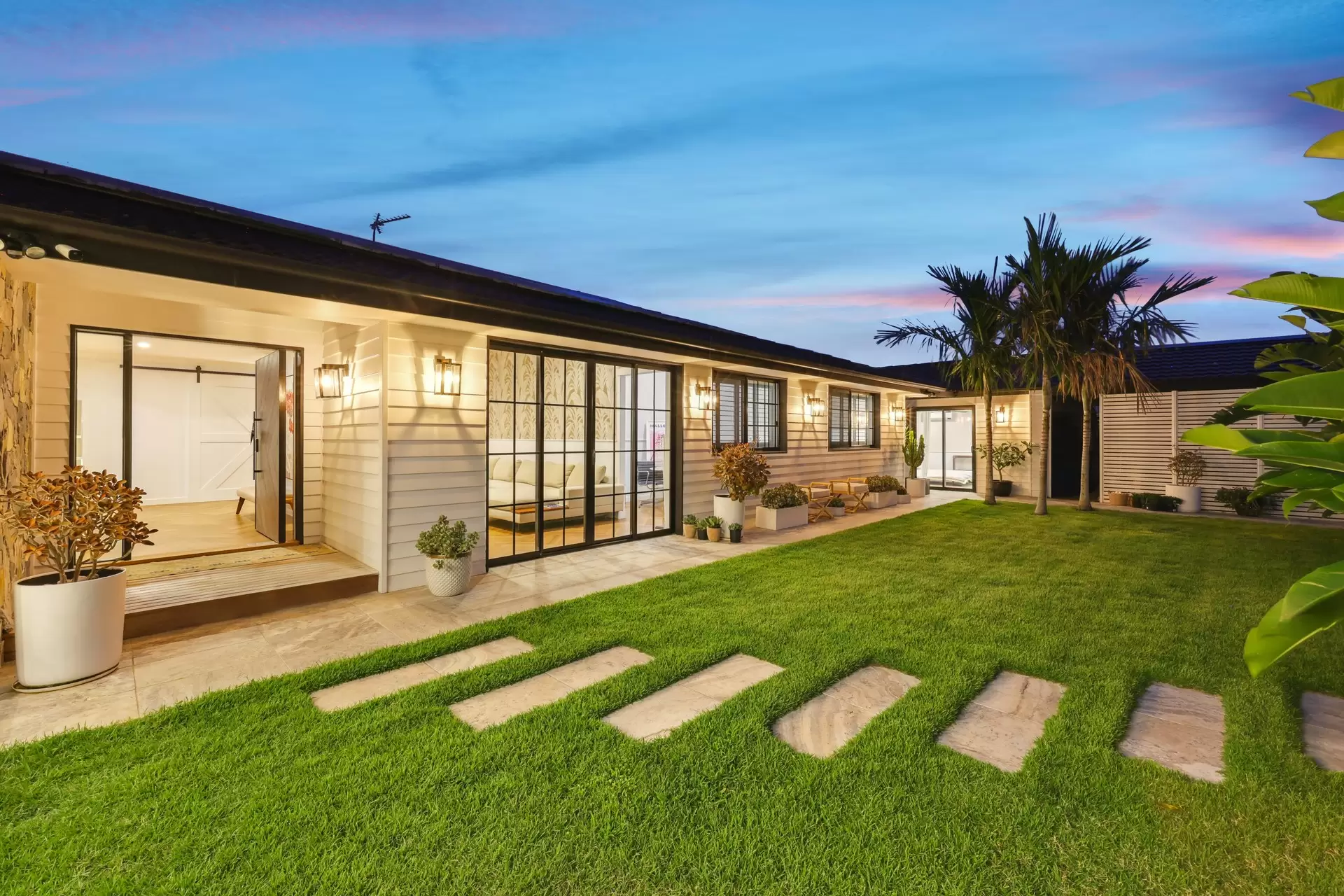 60 Boomerang Crescent, Sorrento Sold by Queensland Sotheby's International Realty - image 1