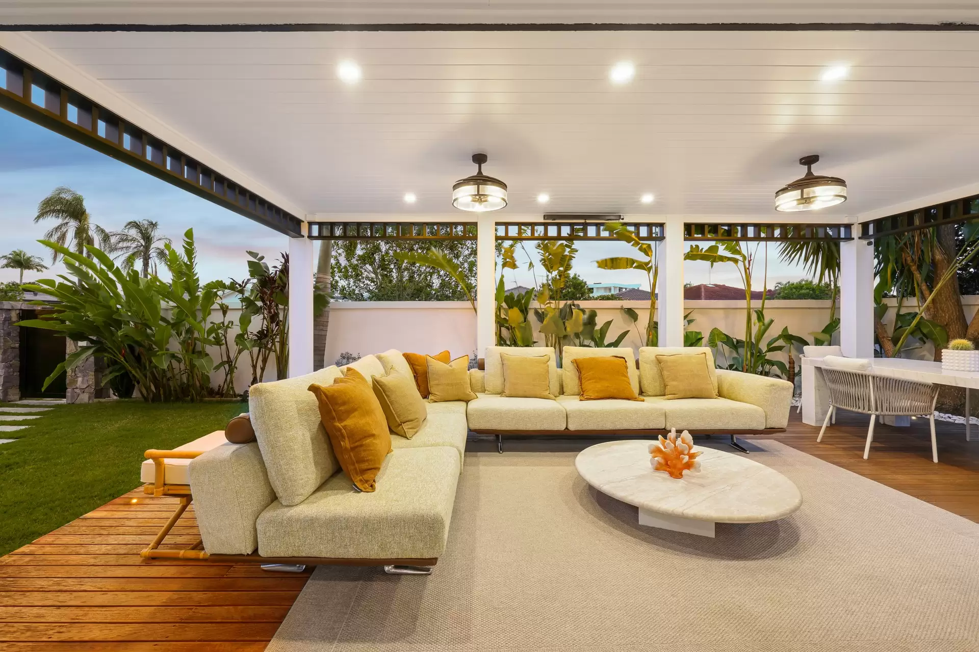 60 Boomerang Crescent, Sorrento Sold by Queensland Sotheby's International Realty - image 1