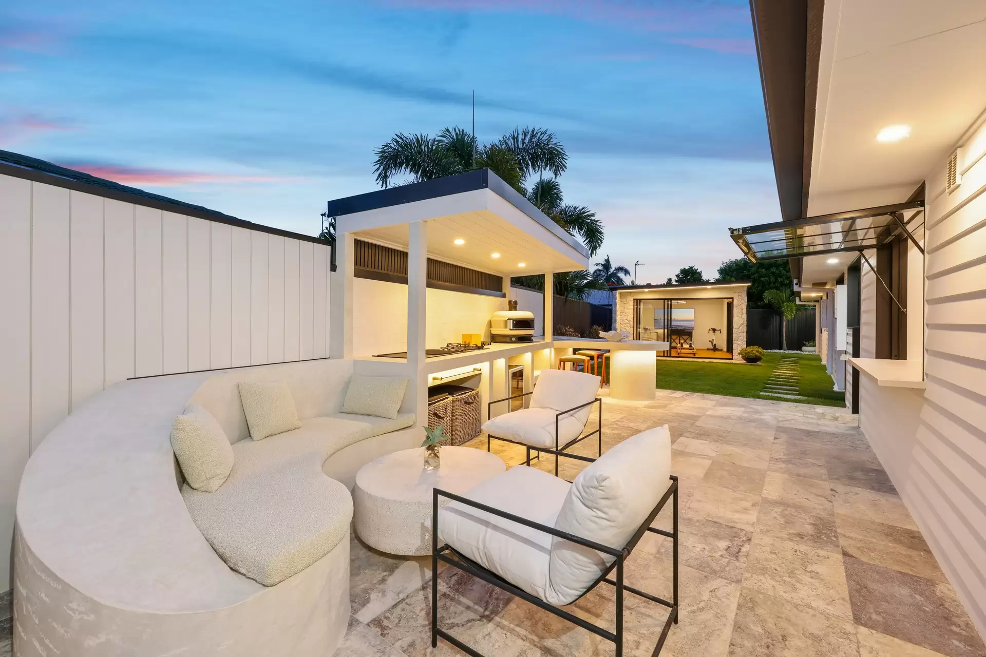 60 Boomerang Crescent, Sorrento Sold by Queensland Sotheby's International Realty - image 1