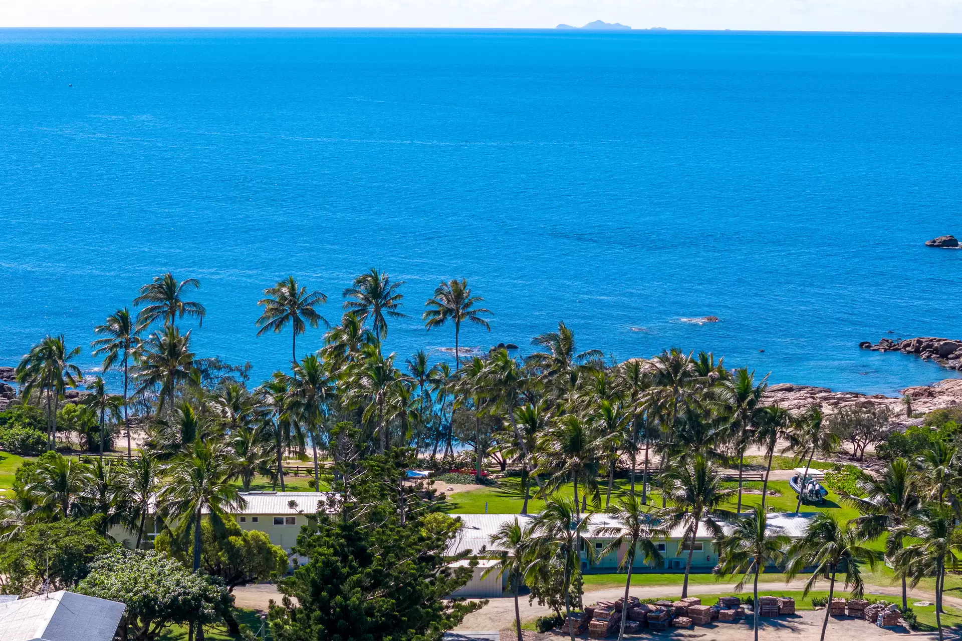 73 Murray Bay Road, Bowen Sold by Queensland Sotheby's International Realty - image 1