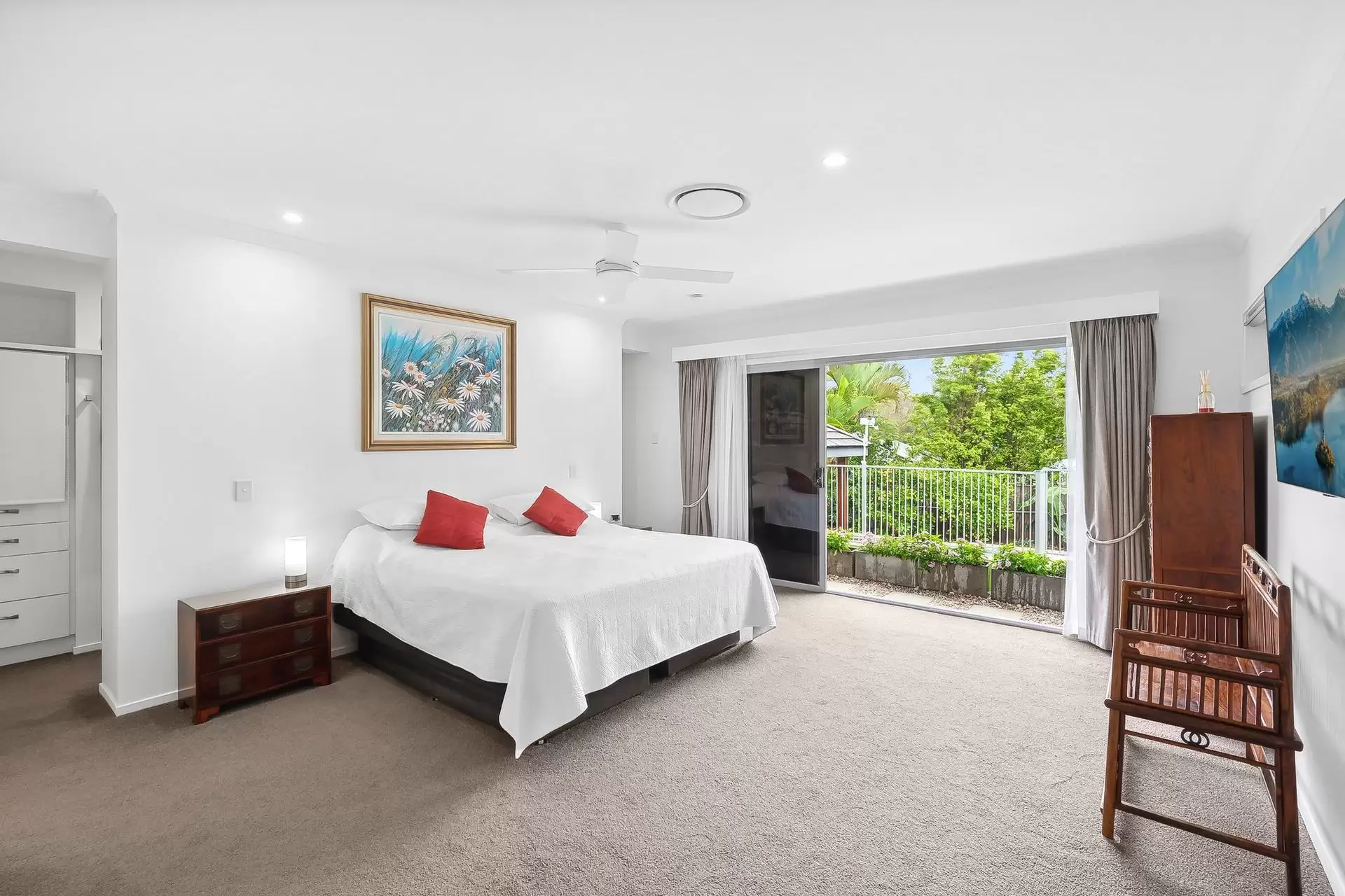 18 Maidstone Crescent, Peregian Springs Sold by  - image 1