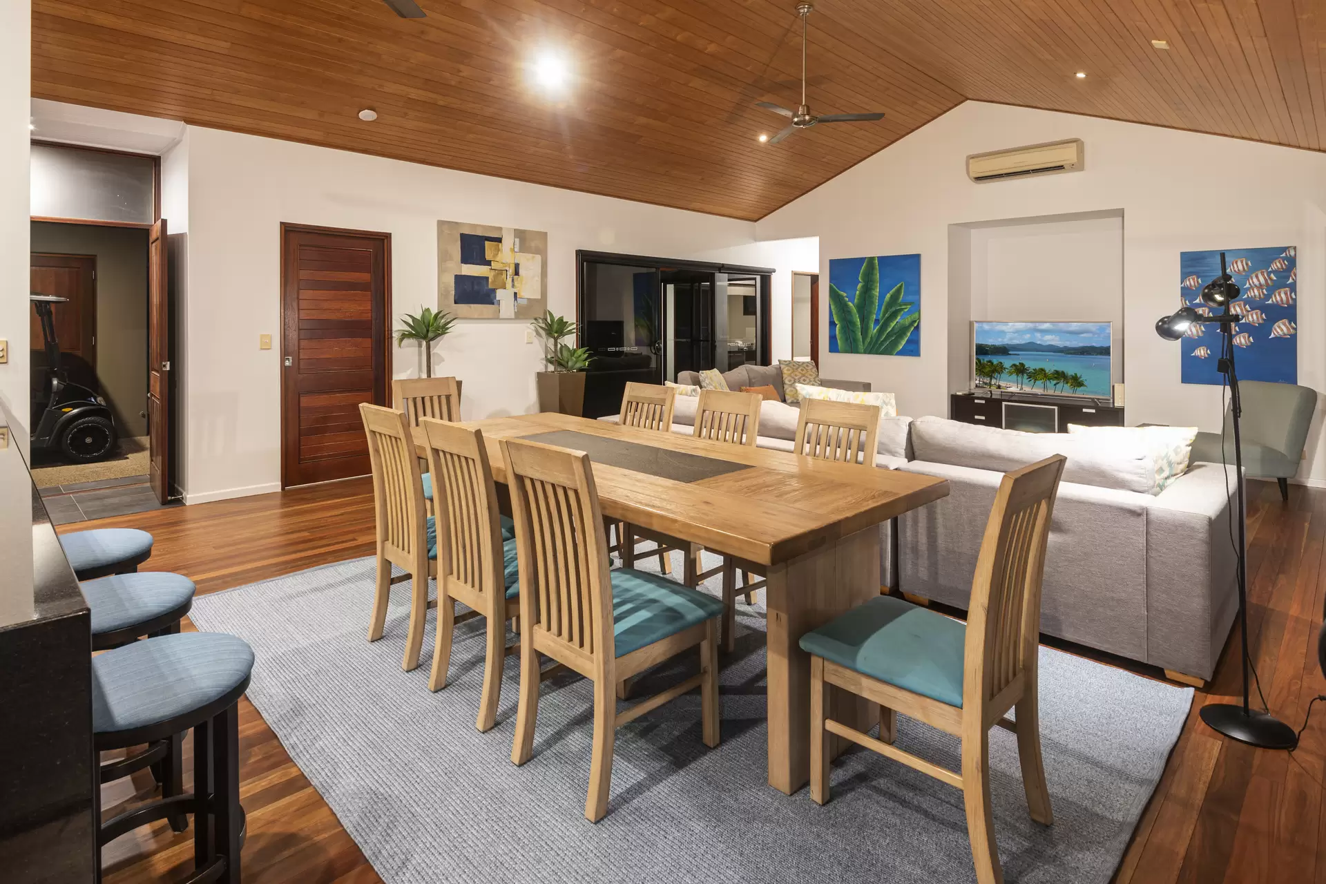 Whitsunday Views 1, 10 Whitsunday Boulevard, Hamilton Island For Sale by  - image 1