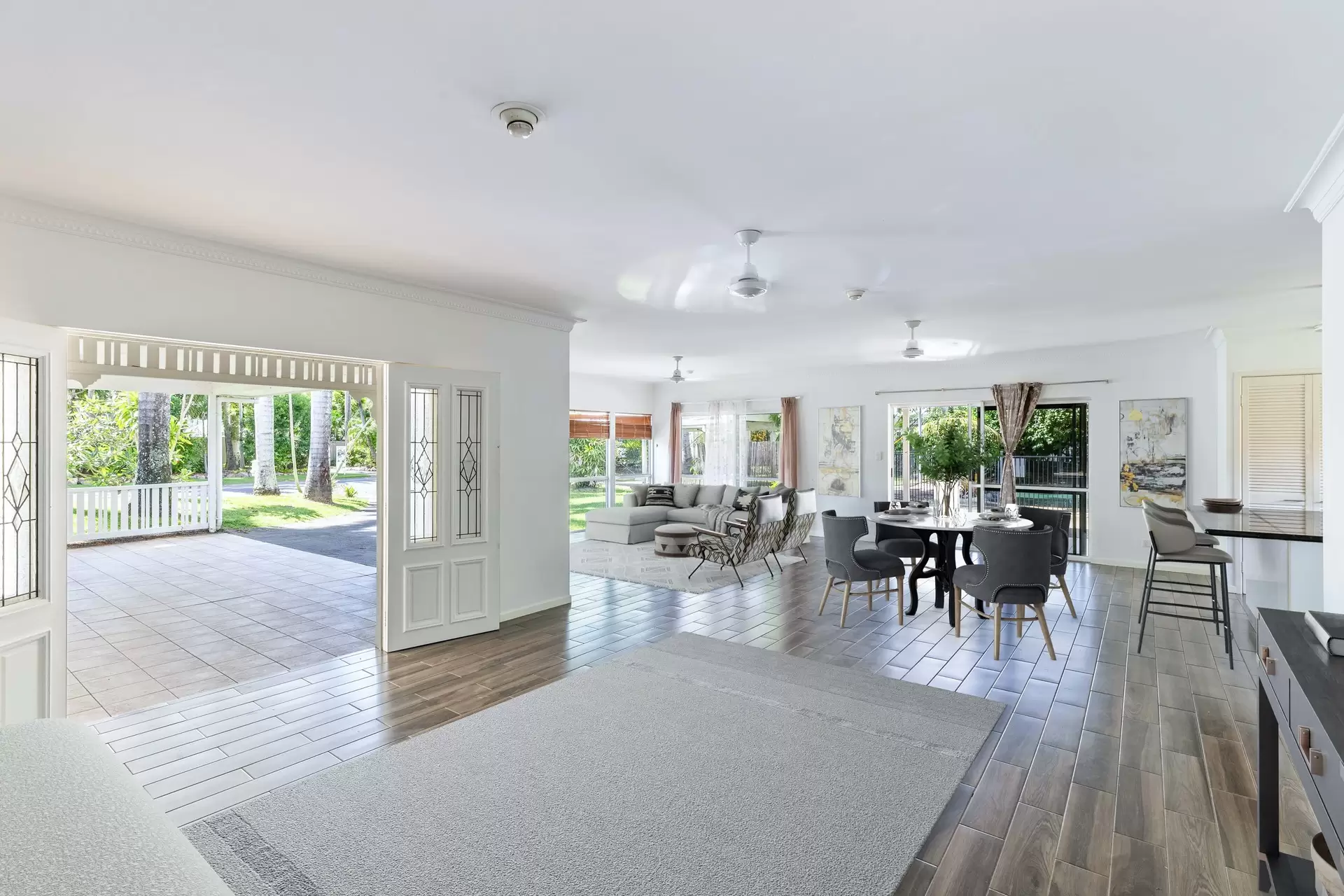 16 Endeavour Street, Port Douglas Sold by Queensland Sotheby's International Realty - image 1