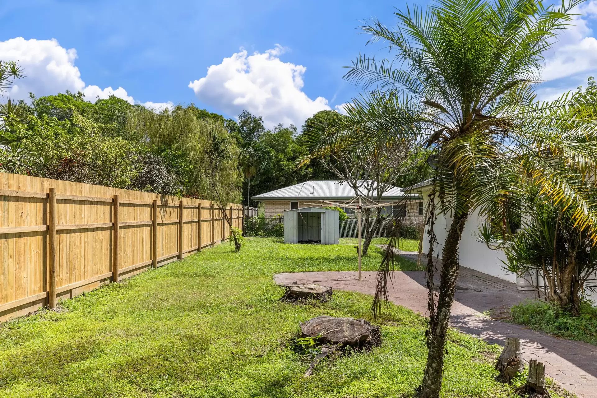 16 Endeavour Street, Port Douglas Sold by Queensland Sotheby's International Realty - image 1