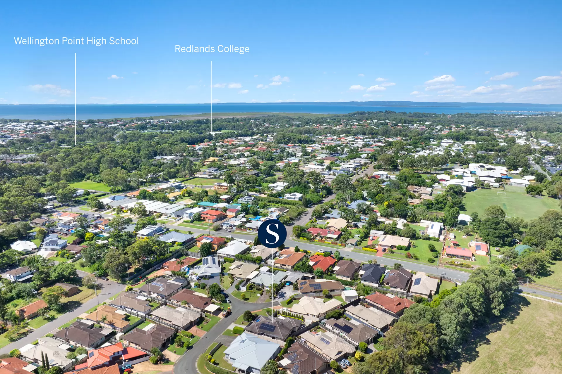 19 Bryce Place, Birkdale Sold by Queensland Sotheby's International Realty - image 1