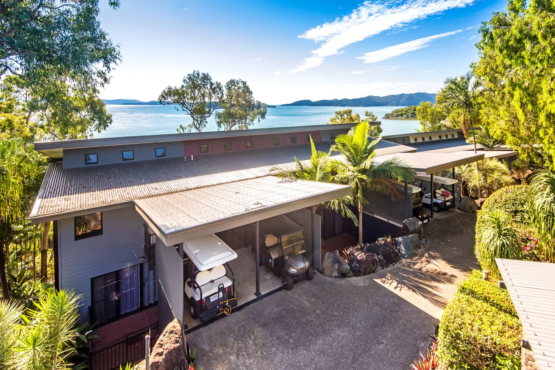 6/5 Acacia Drive, Hamilton Island Sold by Queensland Sotheby's International Realty - image 1
