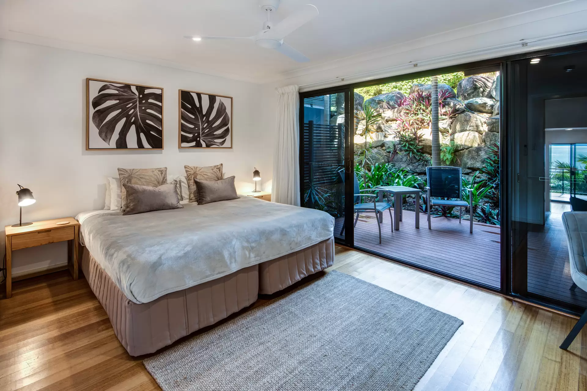 6/5 Acacia Drive, Hamilton Island Sold by Queensland Sotheby's International Realty - image 1
