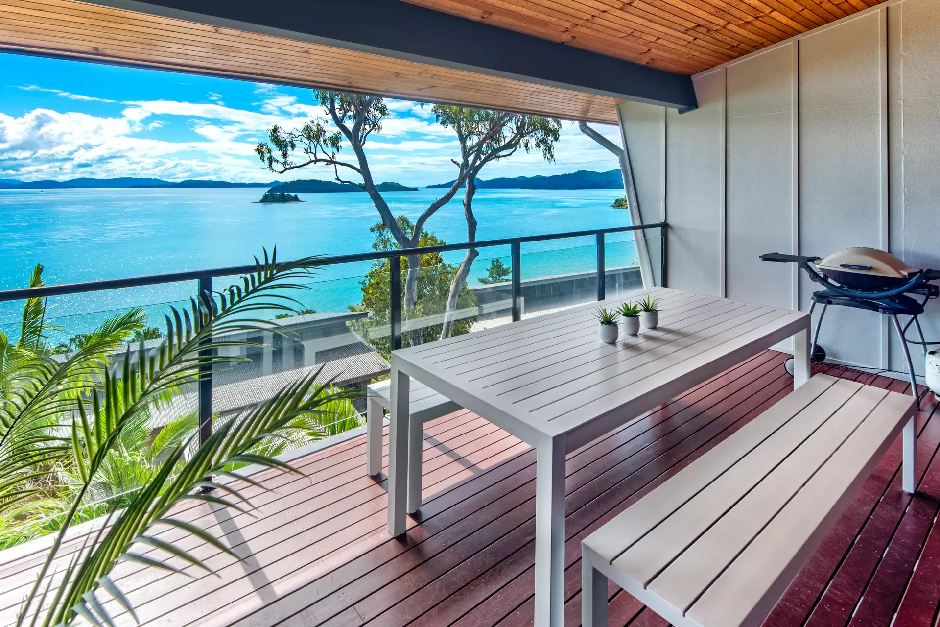 6/5 Acacia Drive, Hamilton Island Sold by Queensland Sotheby's International Realty - image 1