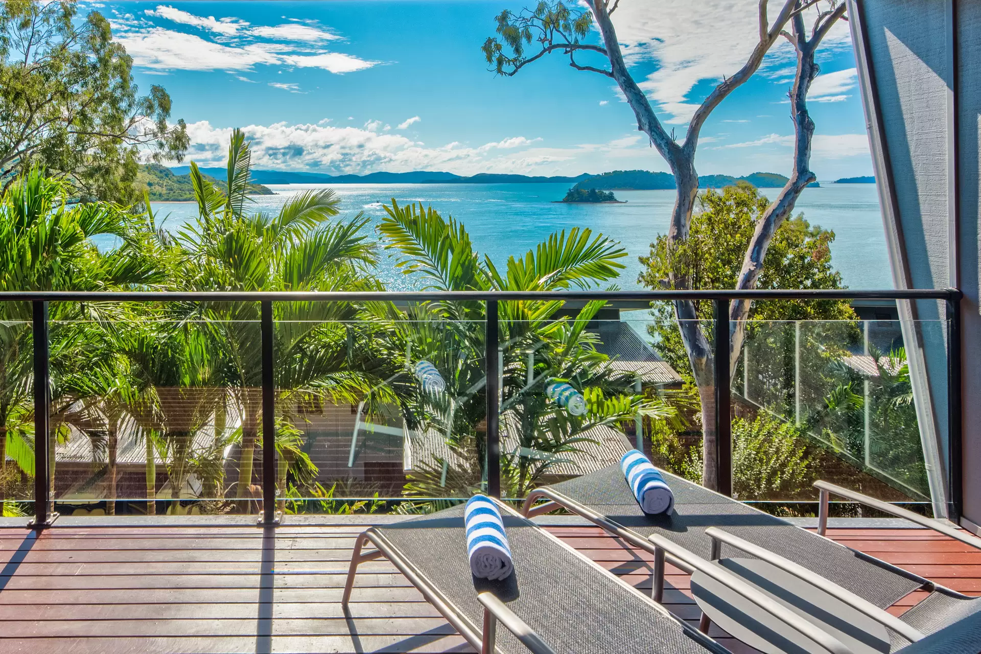 6/5 Acacia Drive, Hamilton Island Sold by Queensland Sotheby's International Realty - image 1