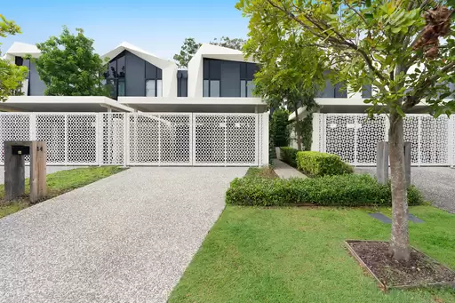 14 Regency Court, Peregian Springs Sold by Queensland Sotheby's International Realty