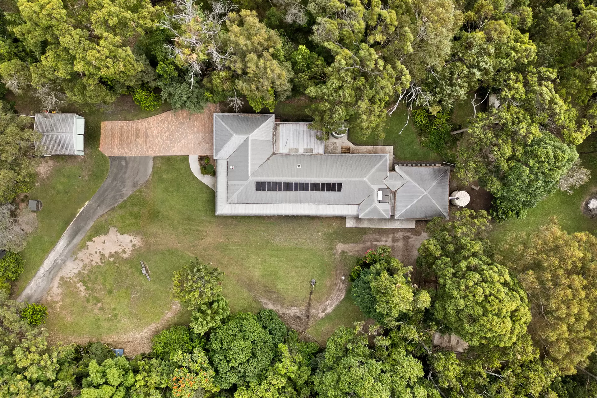1740 Mt Gravatt Capalaba Road, Chandler Sold by Queensland Sotheby's International Realty - image 1