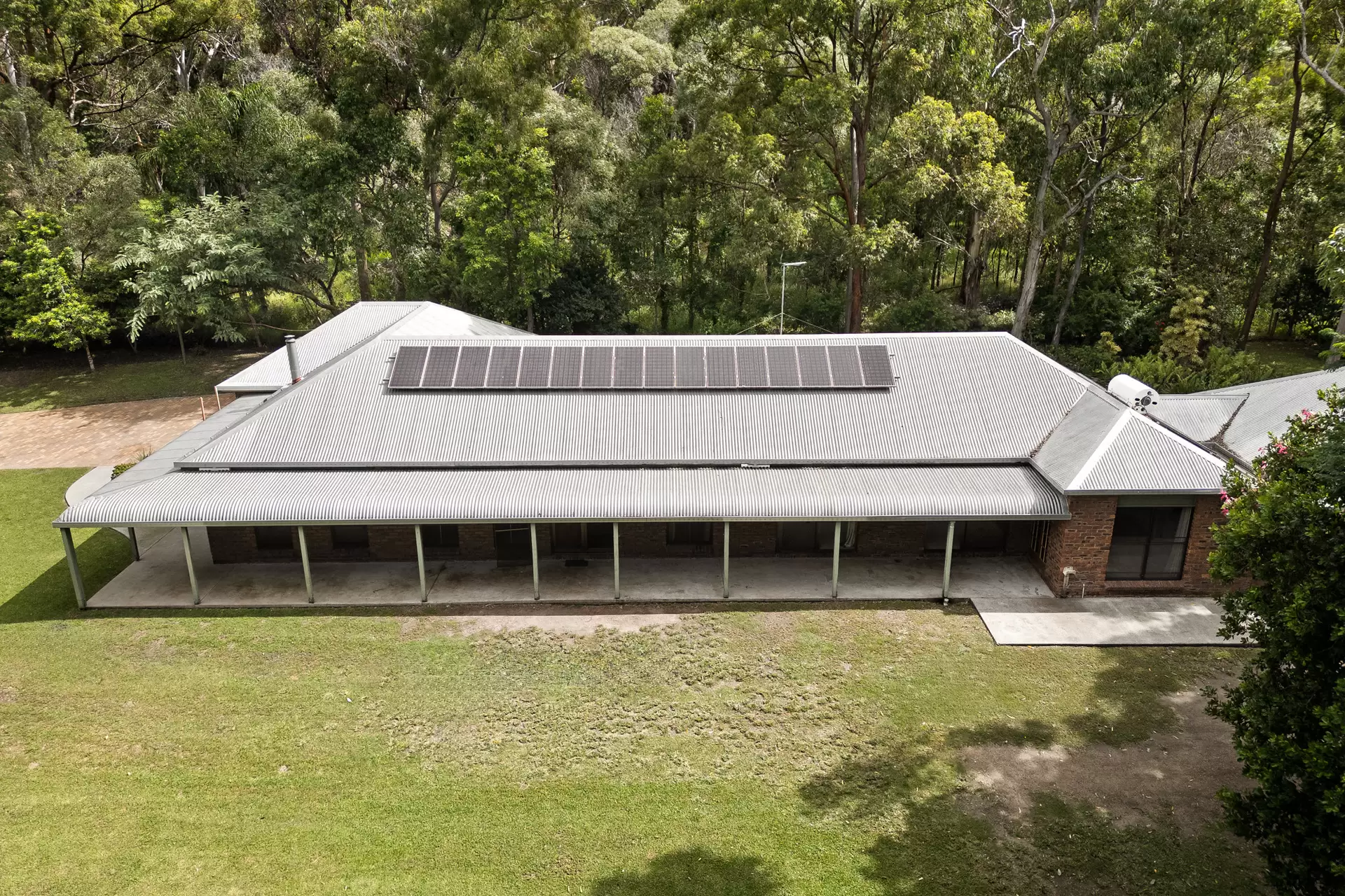 1740 Mt Gravatt Capalaba Road, Chandler Sold by Queensland Sotheby's International Realty - image 1