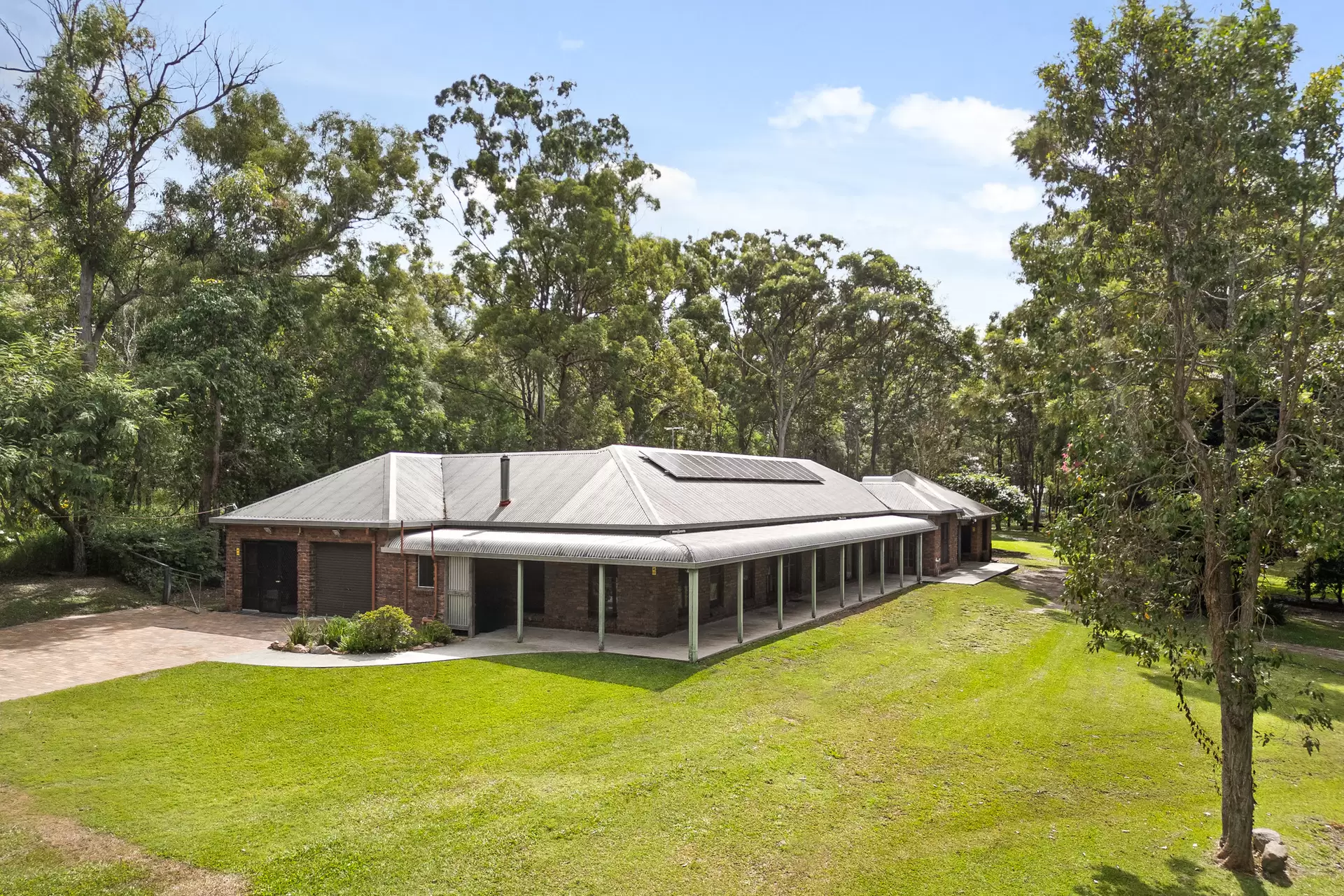 1740 Mt Gravatt Capalaba Road, Chandler Sold by Queensland Sotheby's International Realty - image 1