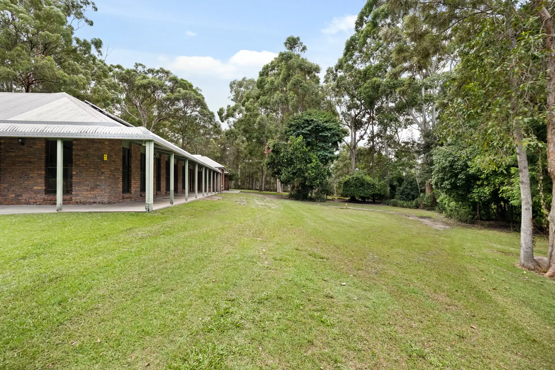 1740 Mt Gravatt Capalaba Road, Chandler Sold by Queensland Sotheby's International Realty - image 1