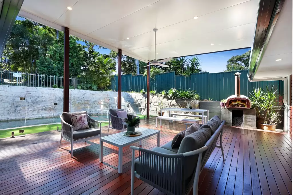 11 Kiowa Drive, Mudgeeraba Sold by 