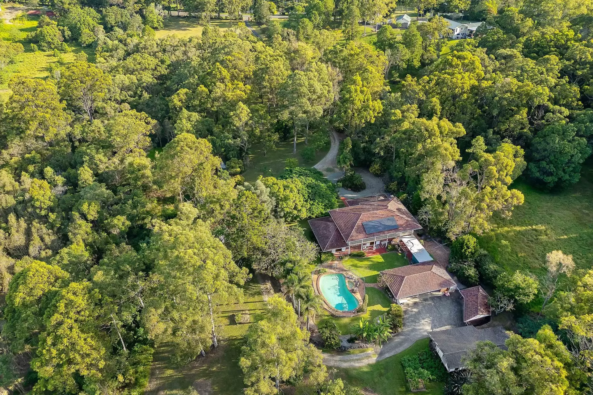 374 Grieve Road, Rochedale Sold by  - image 1