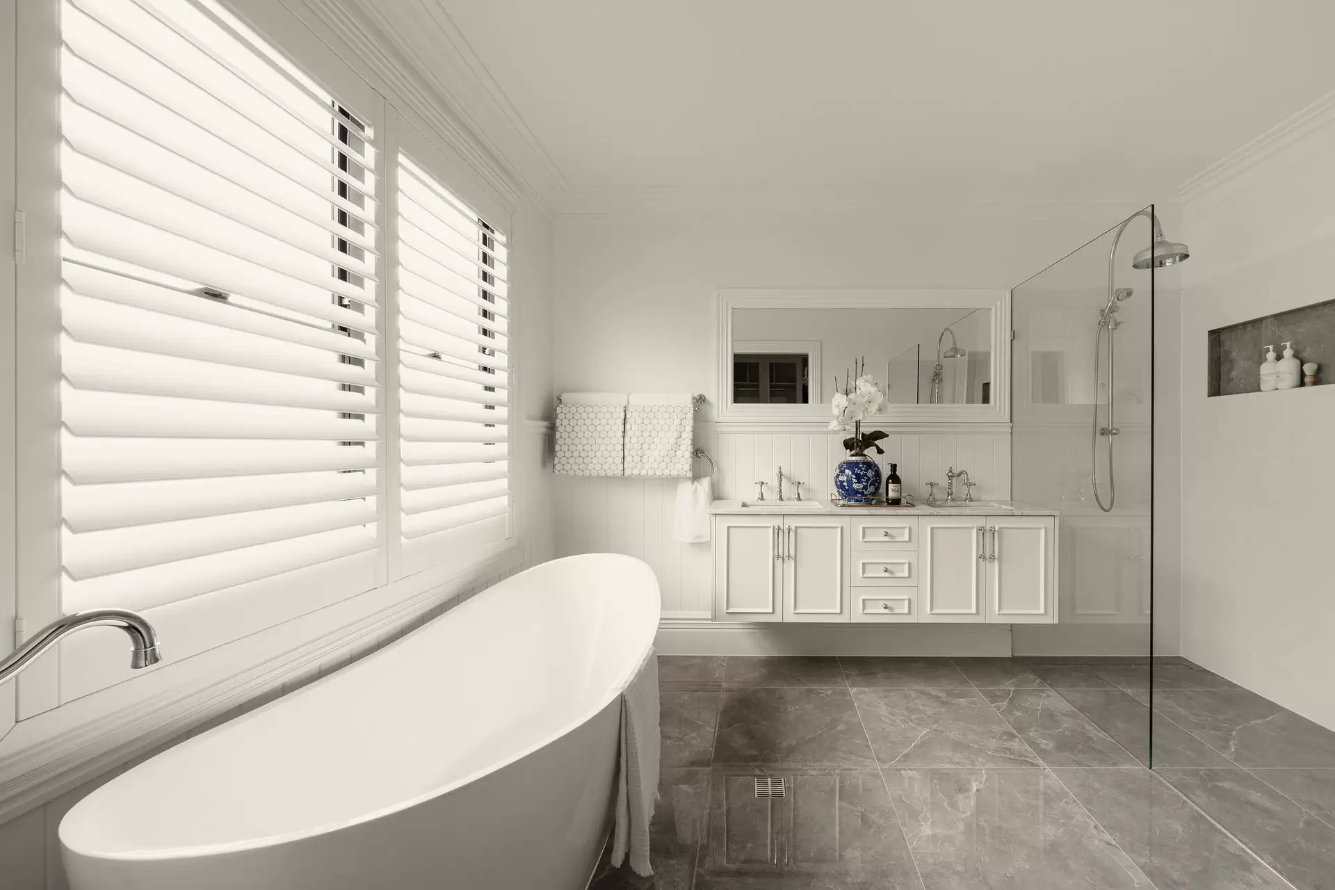 186 Turner Road, Kedron Sold by Queensland Sotheby's International Realty - image 1