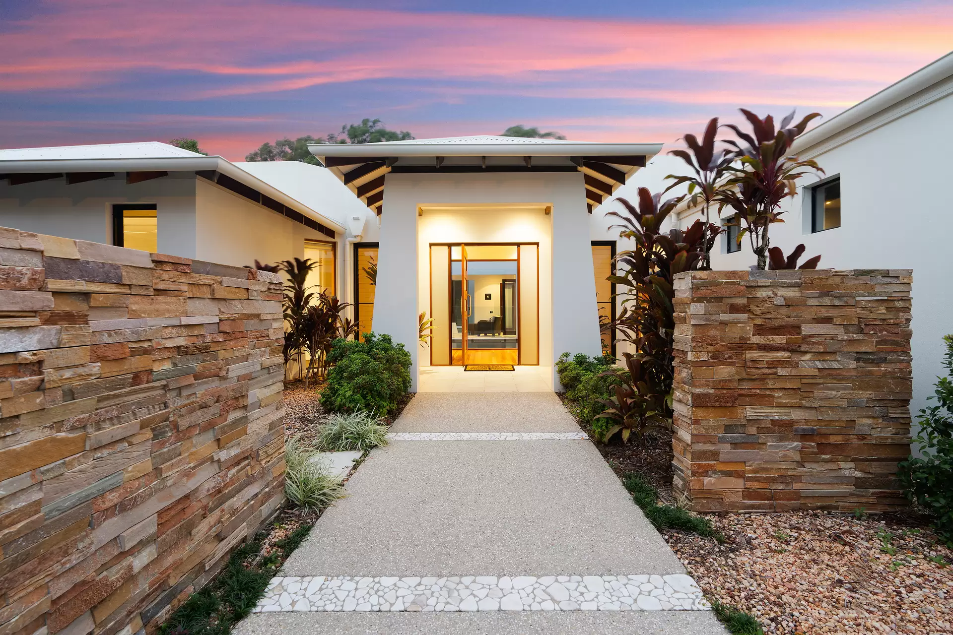 81 The Avenue, Peregian Springs Sold by Queensland Sotheby's International Realty - image 1