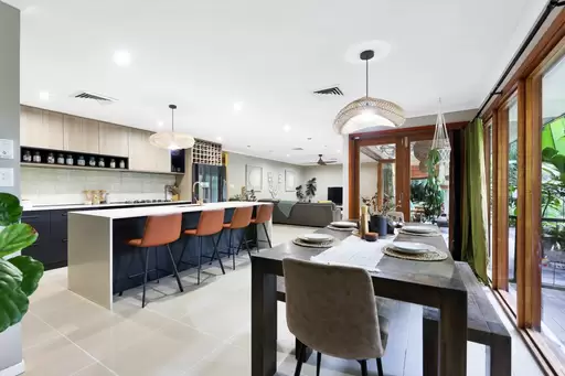 39 Strawberry Road, Mudgeeraba Sold by 