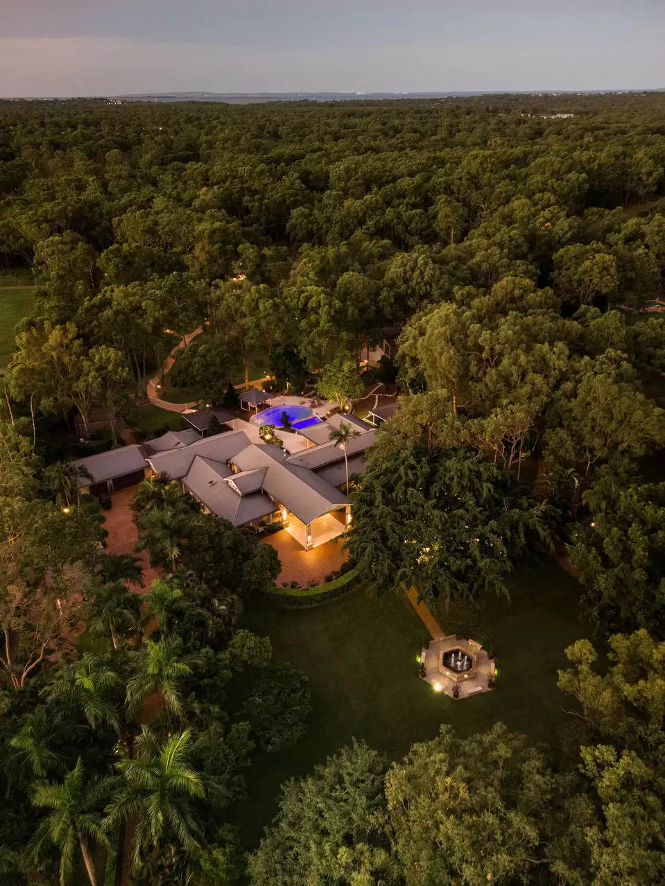101 Geldart Road, Chandler Sold by Queensland Sotheby's International Realty - image 1