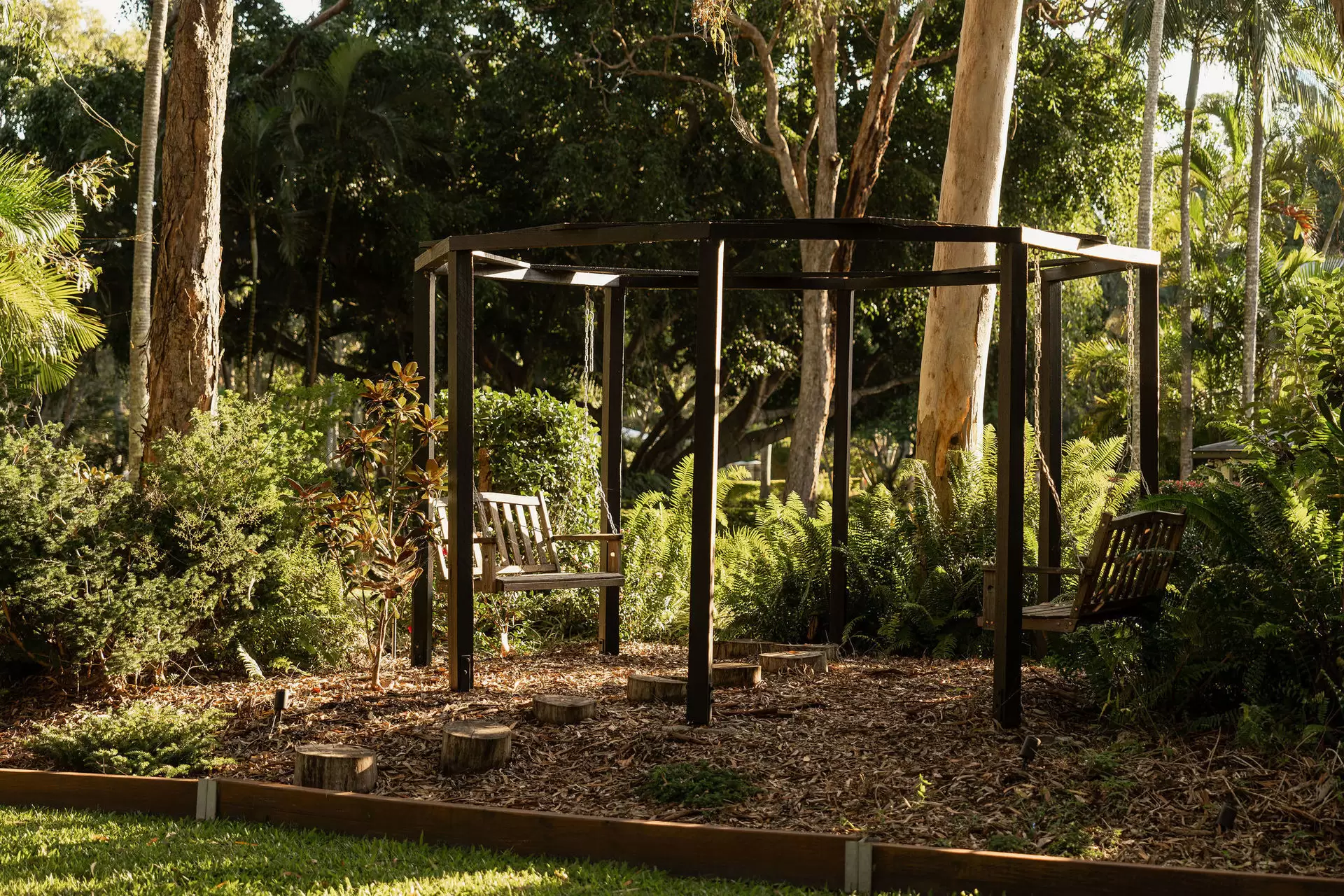 101 Geldart Road, Chandler Sold by Queensland Sotheby's International Realty - image 1