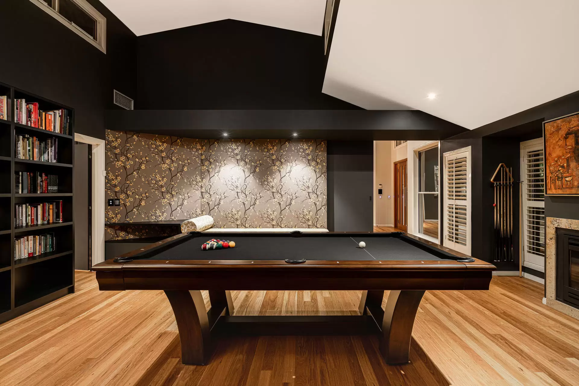 101 Geldart Road, Chandler Sold by Queensland Sotheby's International Realty - image 1