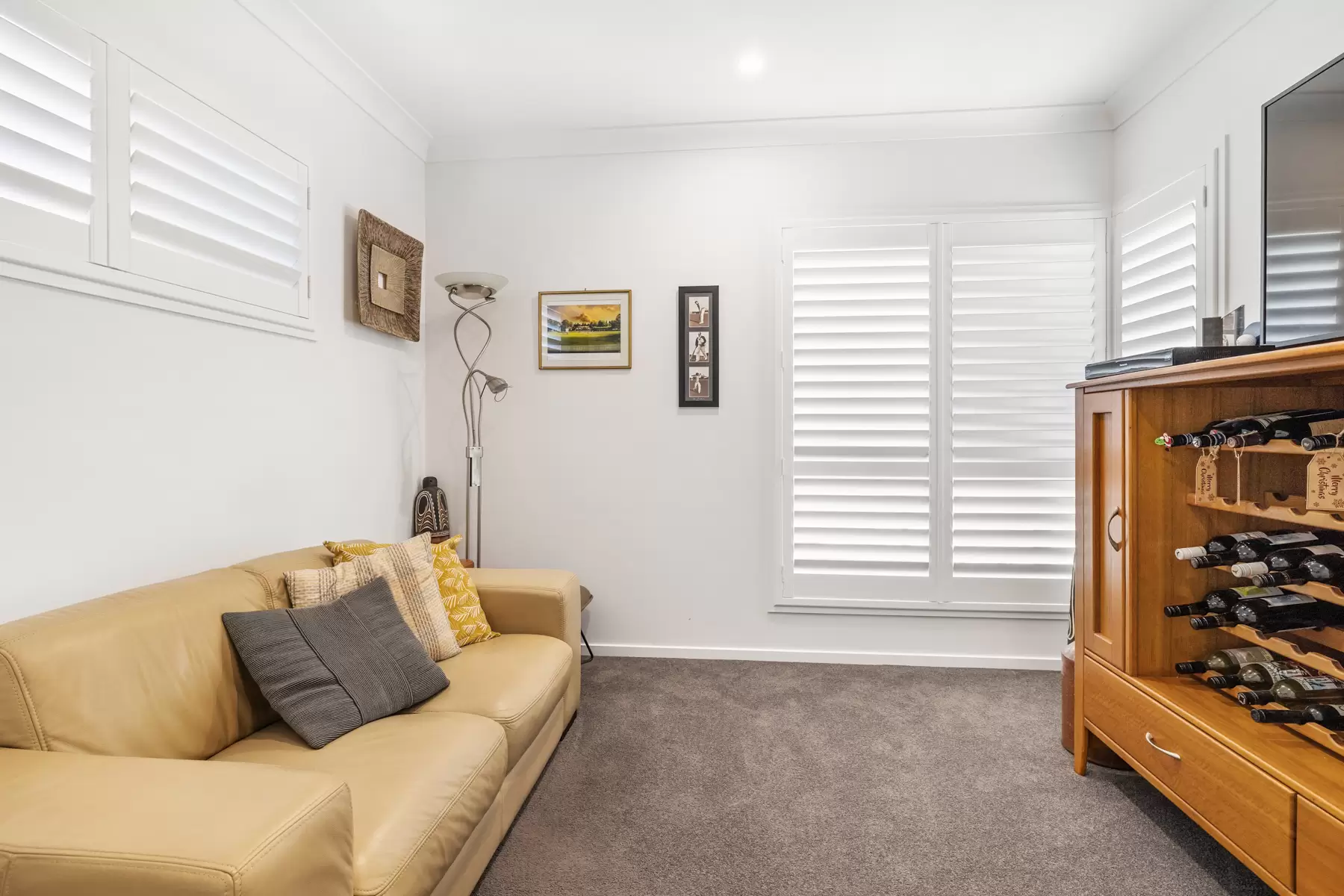 12 Dell Street, Cleveland Sold by Queensland Sotheby's International Realty - image 1