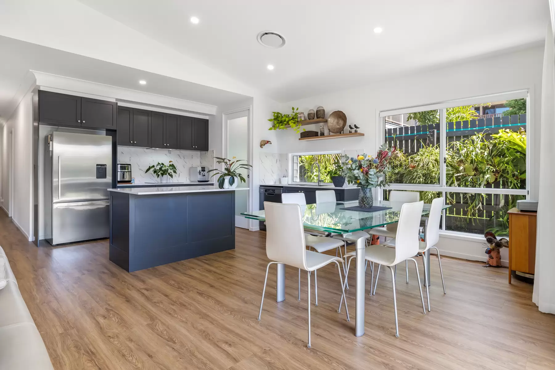 12 Dell Street, Cleveland Sold by Queensland Sotheby's International Realty - image 1