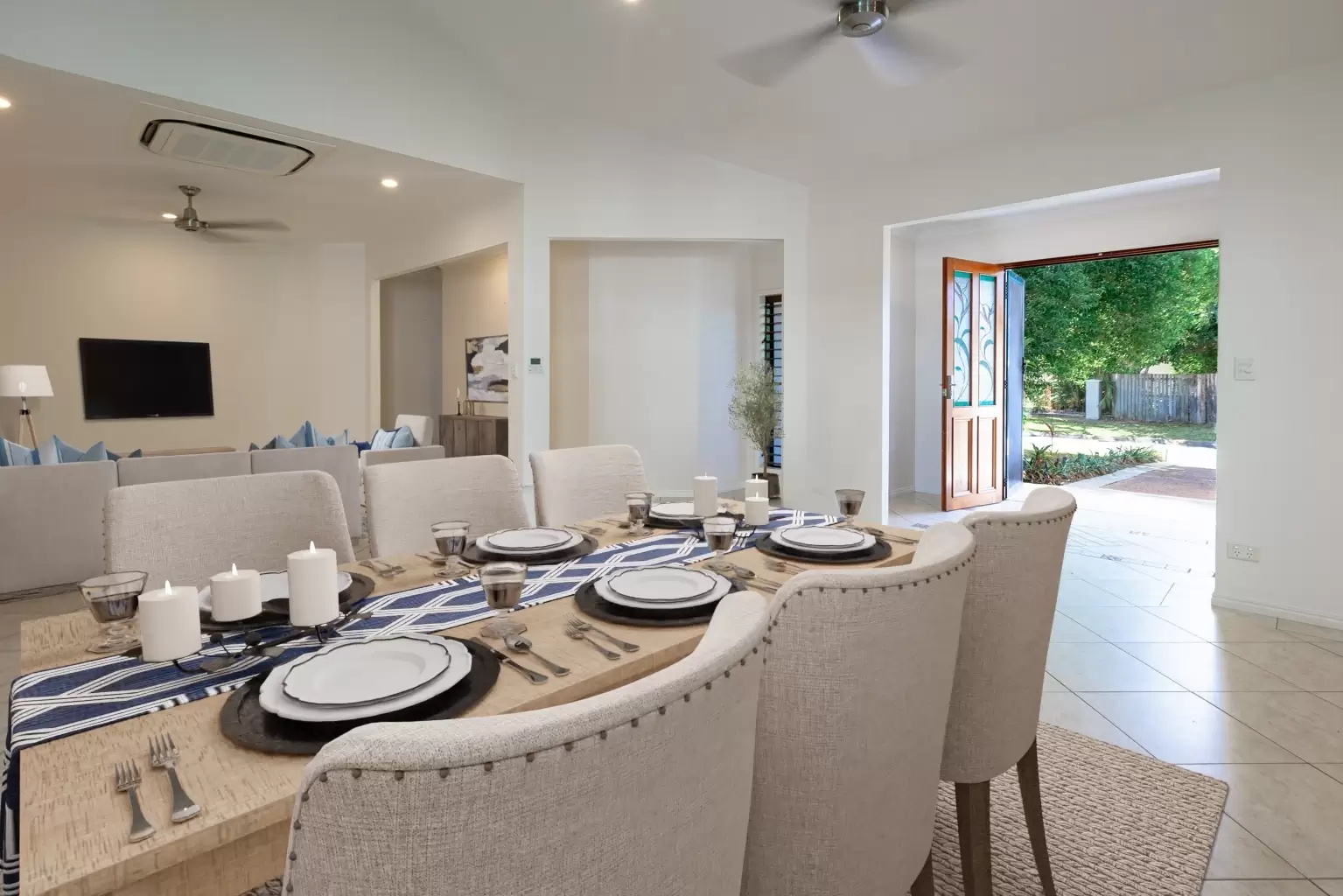 2 Lorikeet Close, Port Douglas Sold by Queensland Sotheby's International Realty - image 1