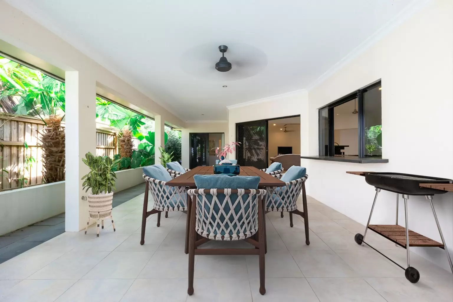 2 Lorikeet Close, Port Douglas Sold by Queensland Sotheby's International Realty - image 1