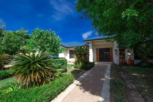 2 Lorikeet Close, Port Douglas Sold by Queensland Sotheby's International Realty