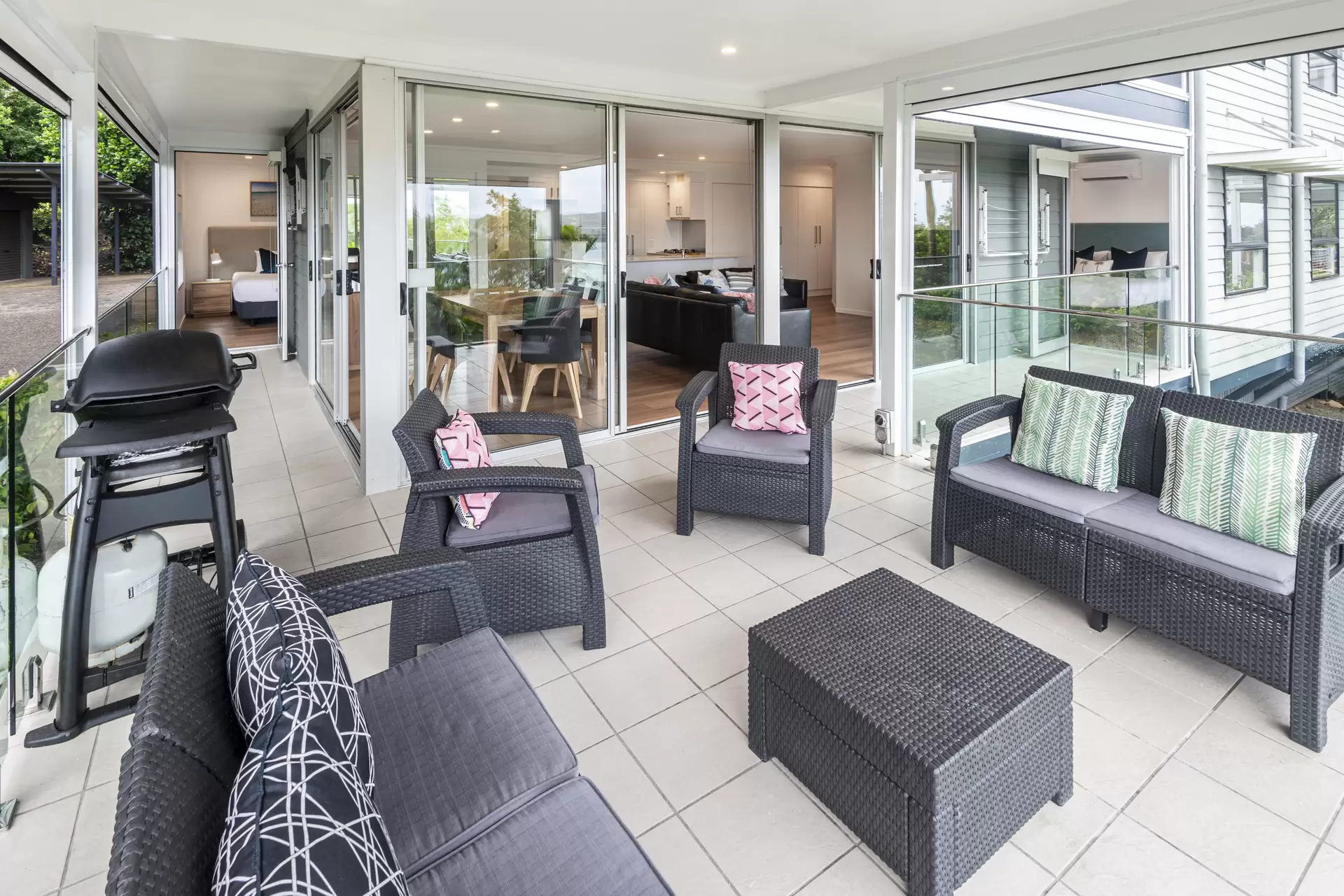 21/5 Banksia Court, Hamilton Island Sold by Queensland Sotheby's International Realty - image 1